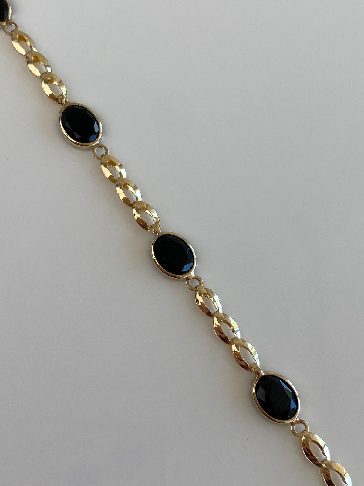 Vintage 10k Yellow Gold Onyx Fancy Link Bracelet - 7 inches