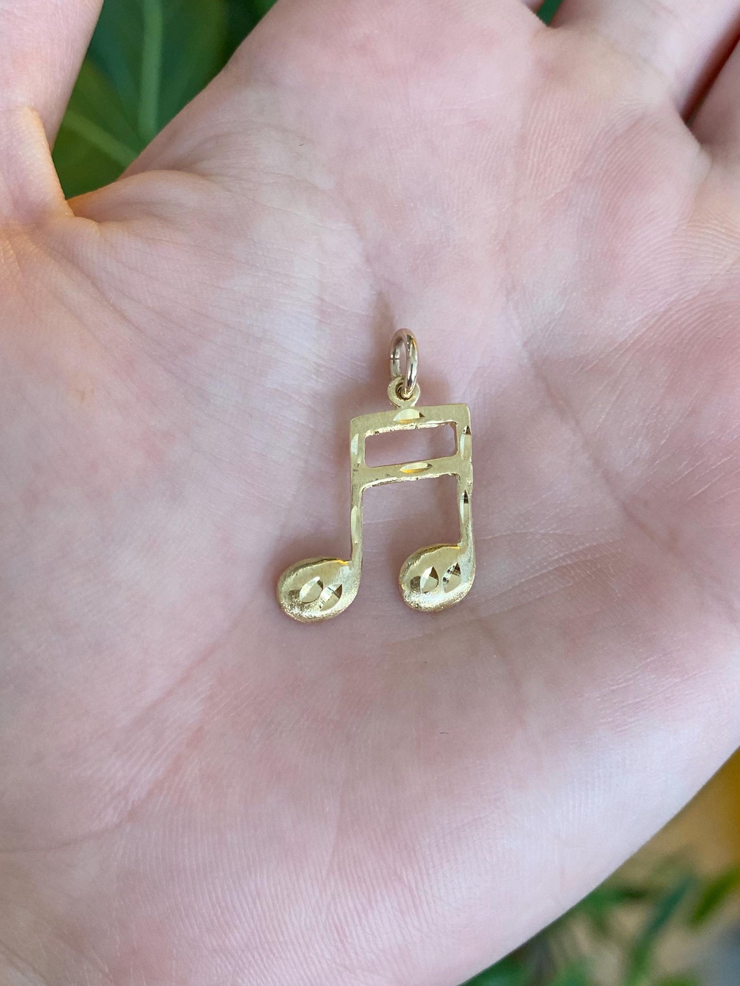 Vintage Solid 14k Yellow Gold Diamond Cut Music Note Charm