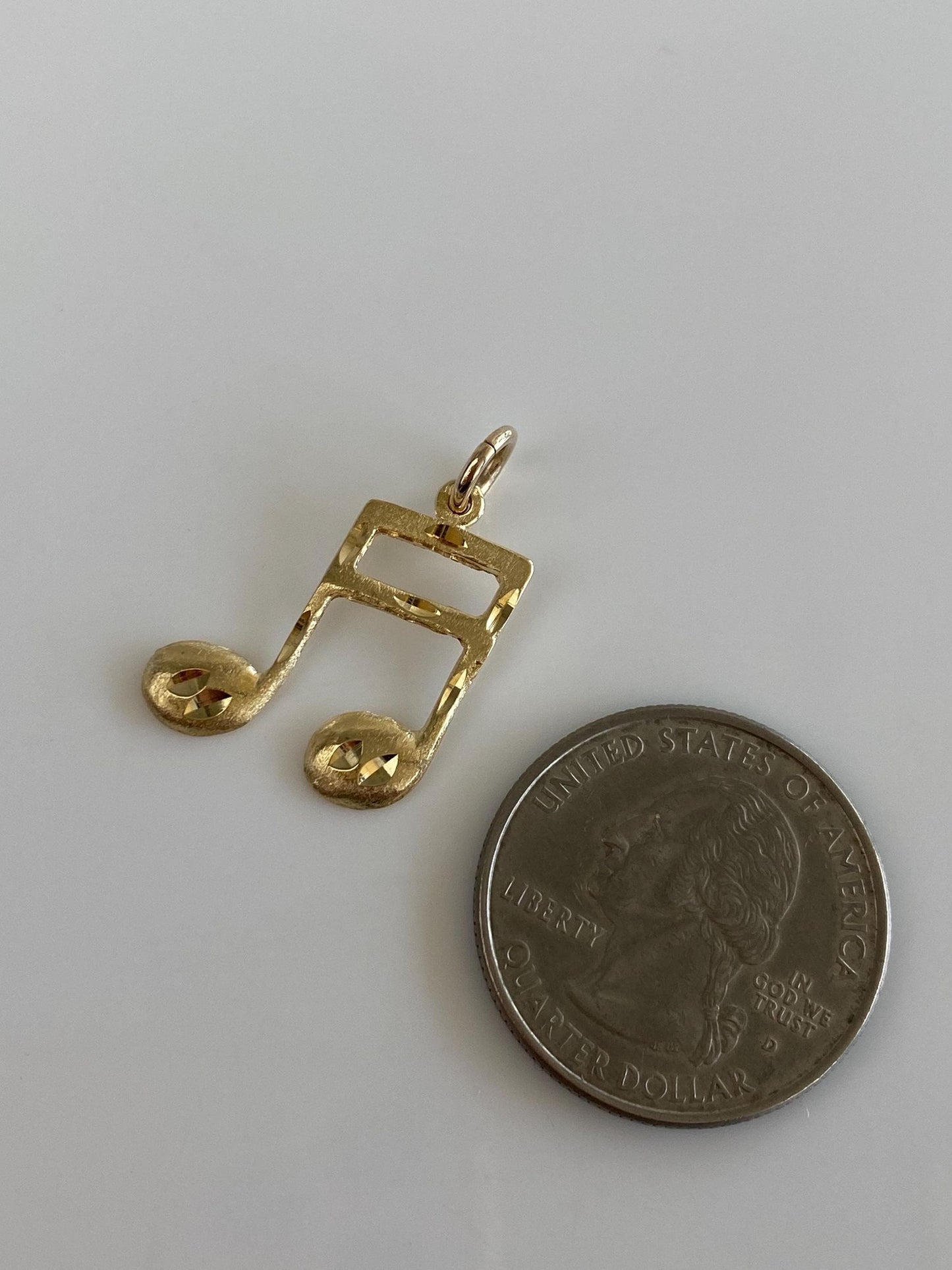 Vintage Solid 14k Yellow Gold Diamond Cut Music Note Charm