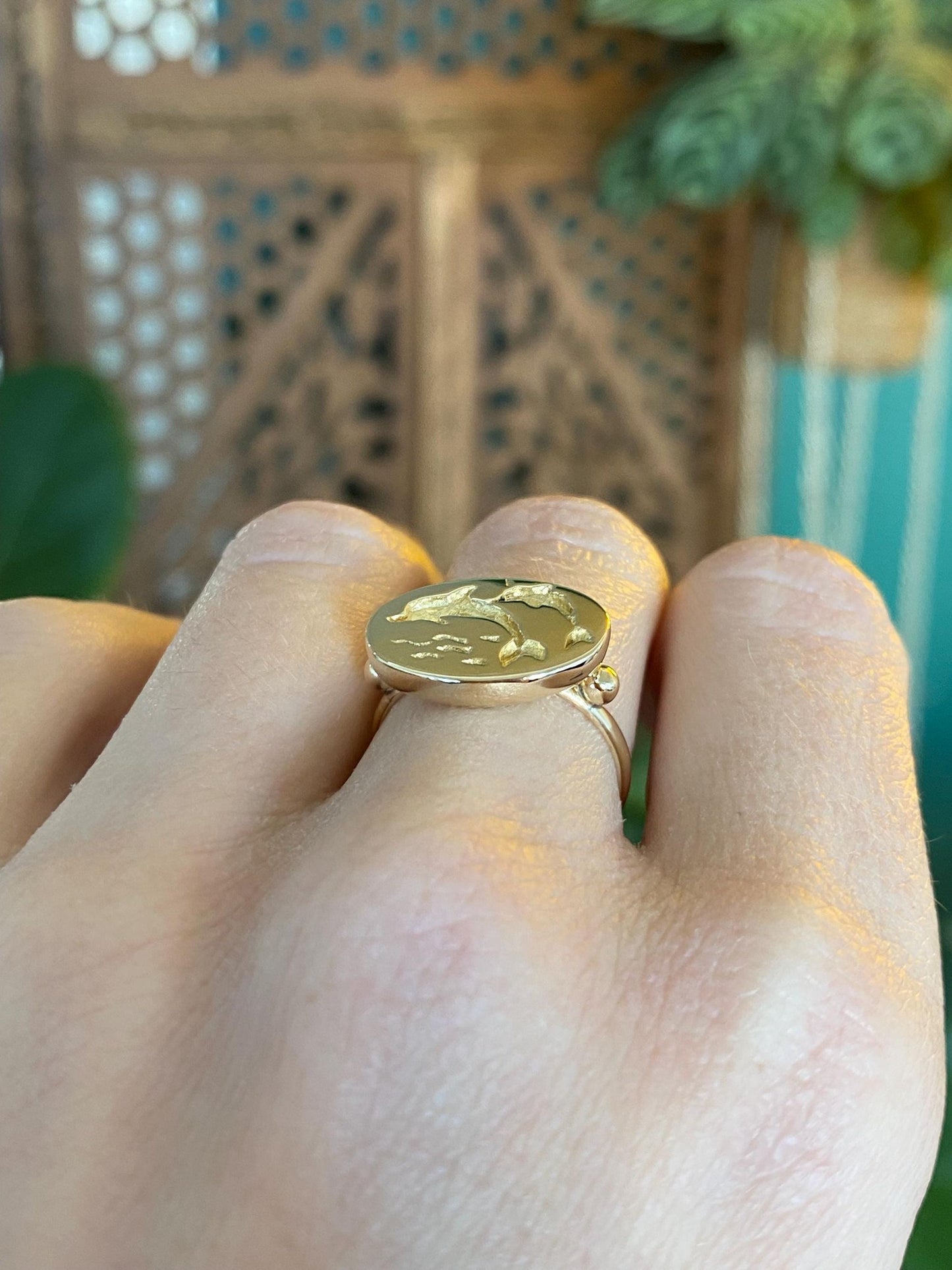 Vintage Solid 14k Yellow Gold Dolphins Wax Seal Ring - Size 6.25