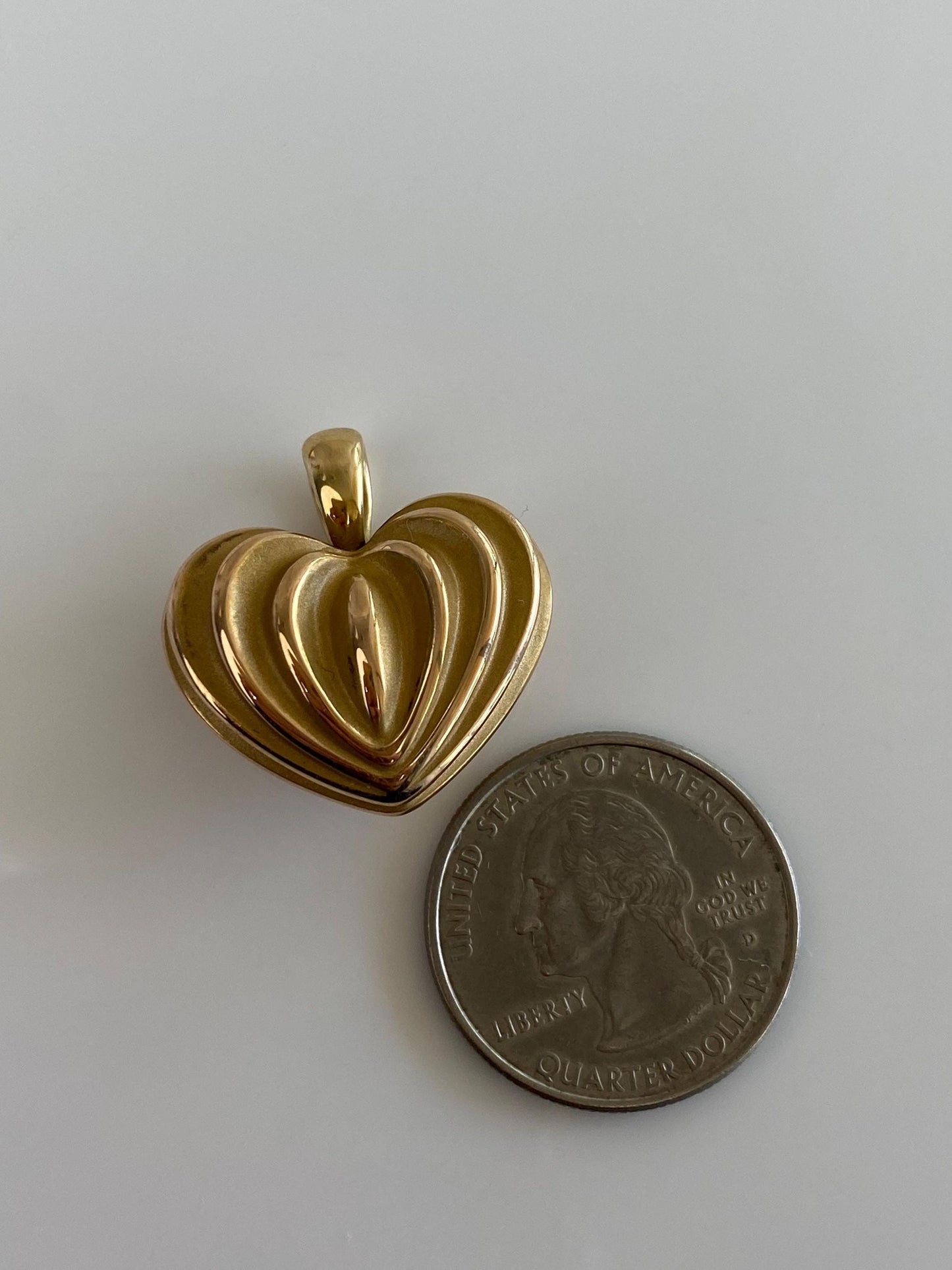 Vintage 18k Yellow Gold Textured Heart Charm