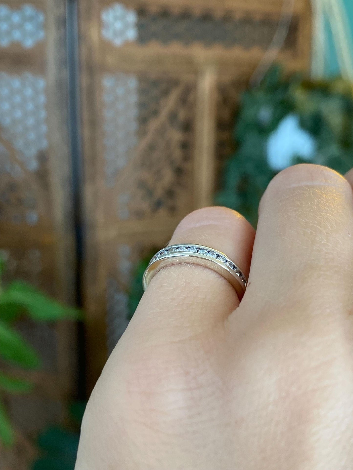 Vintage Solid 14k White Gold Diamond Ring Band - Size 3.25