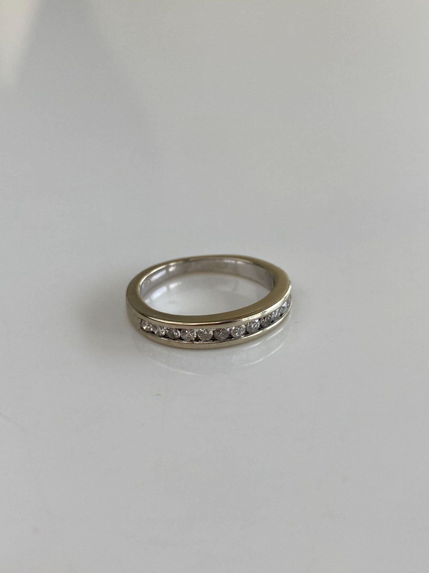 Vintage Solid 14k White Gold Diamond Ring Band - Size 3.25