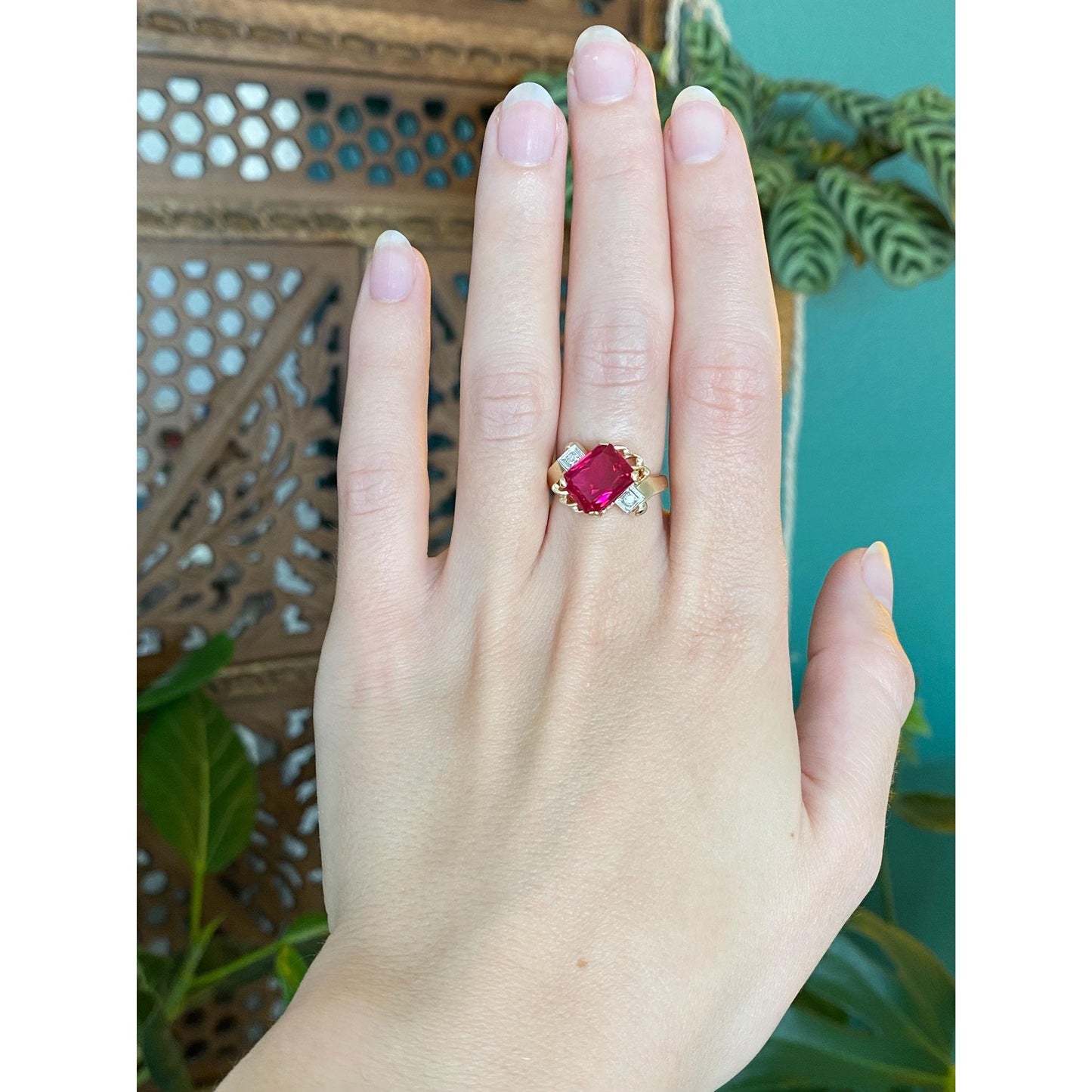 Vintage Solid 14k Yellow Gold Pink & Clear Sapphire Ring - Size 6