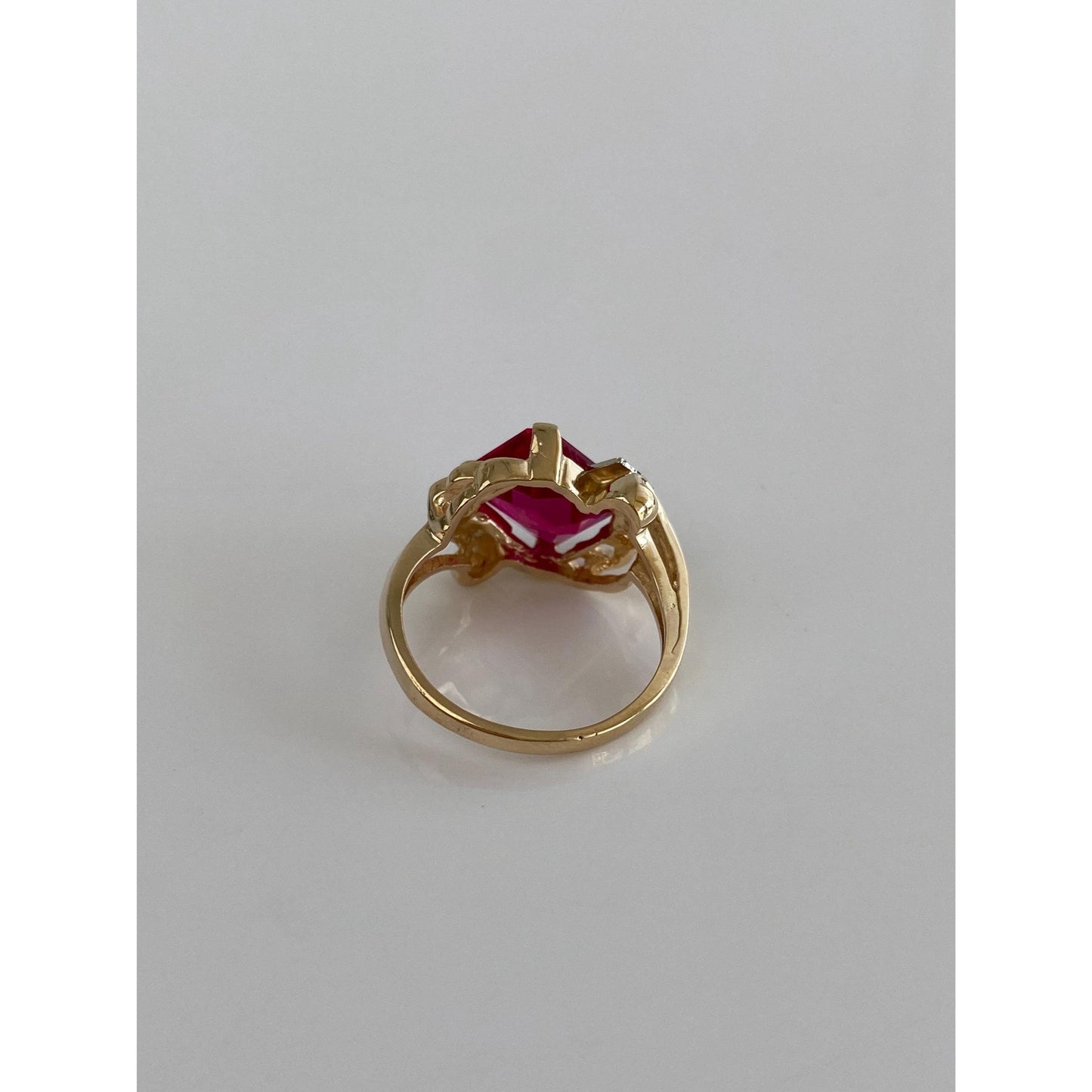Vintage Solid 14k Yellow Gold Pink & Clear Sapphire Ring - Size 6