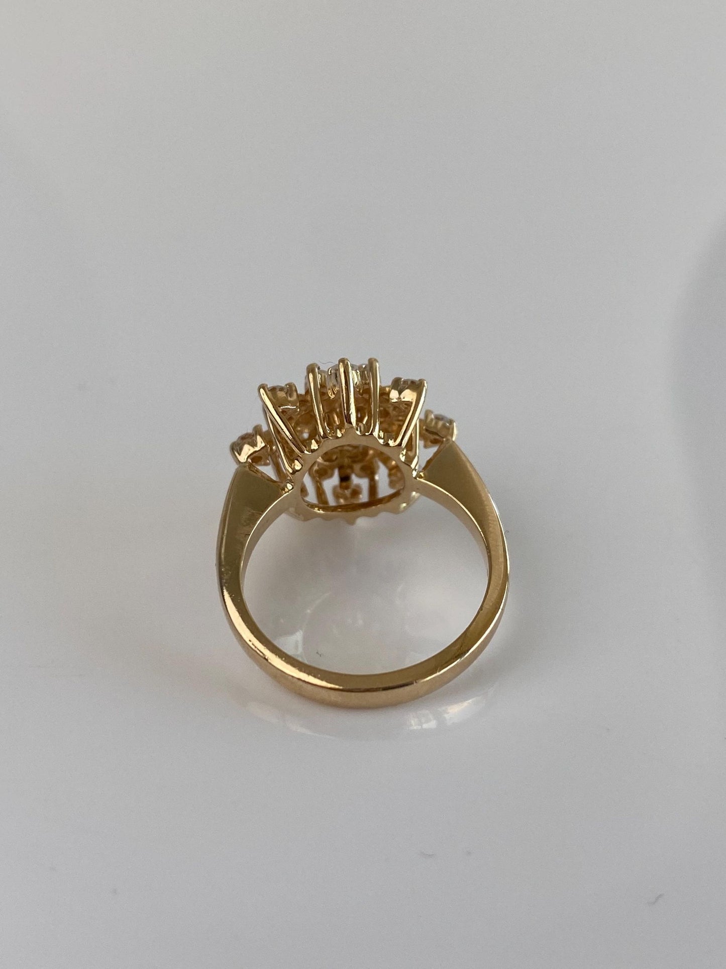 Vintage Solid 14k Yellow Gold Diamond Snowflake Ring - Size 6.25