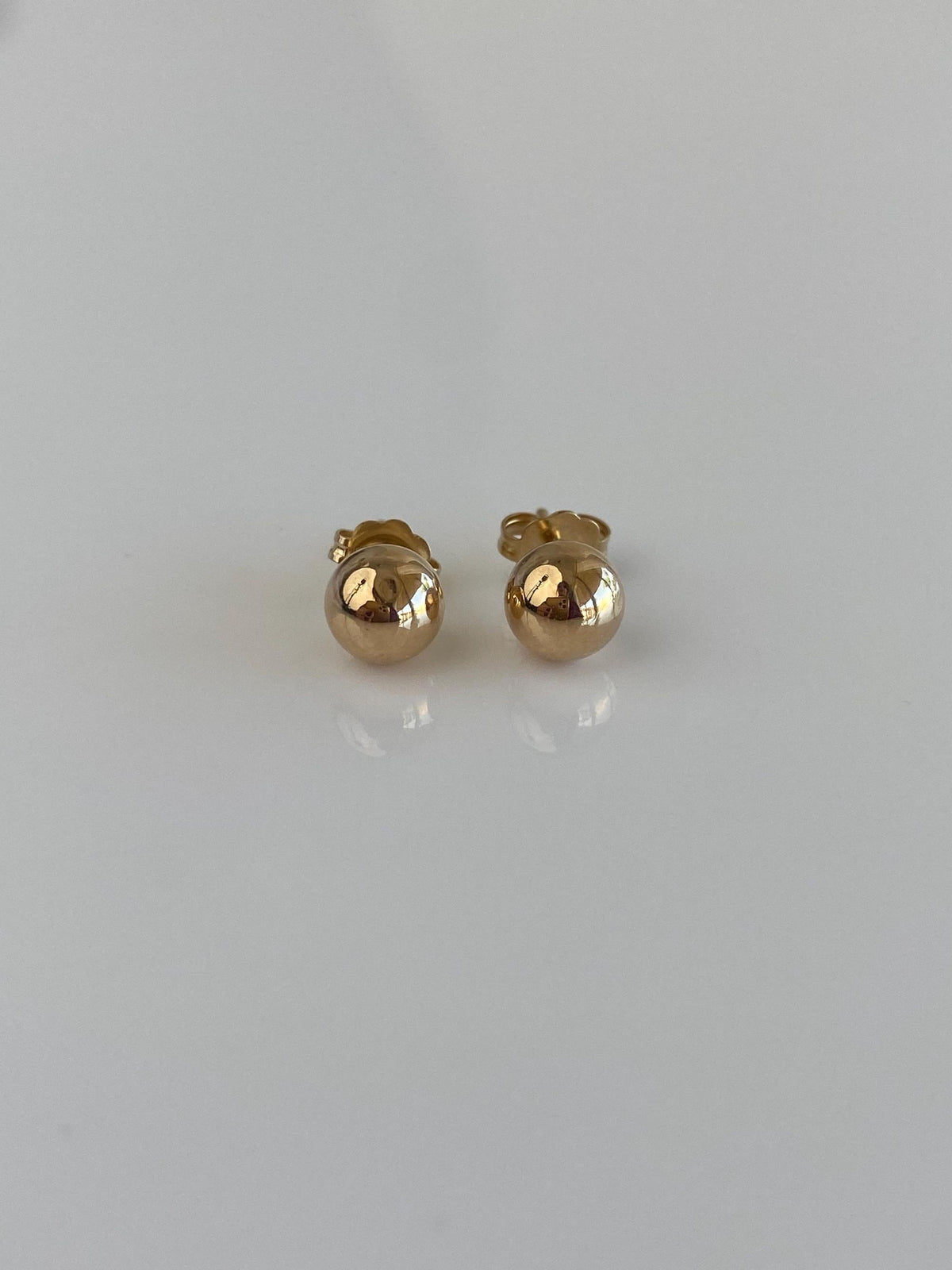 Vintage 14k Yellow Gold Ball Stud Earrings
