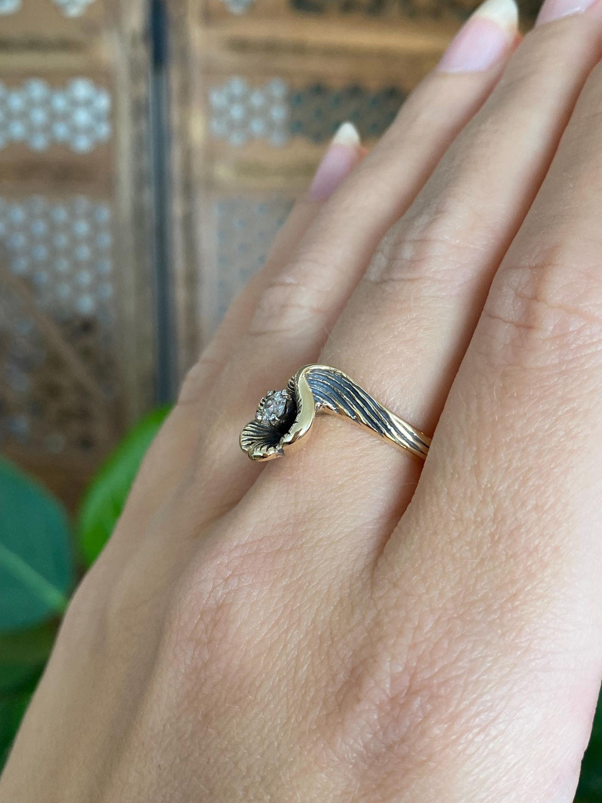 Vintage Solid 14k Yellow Gold Diamond Flower Ring - Size 7