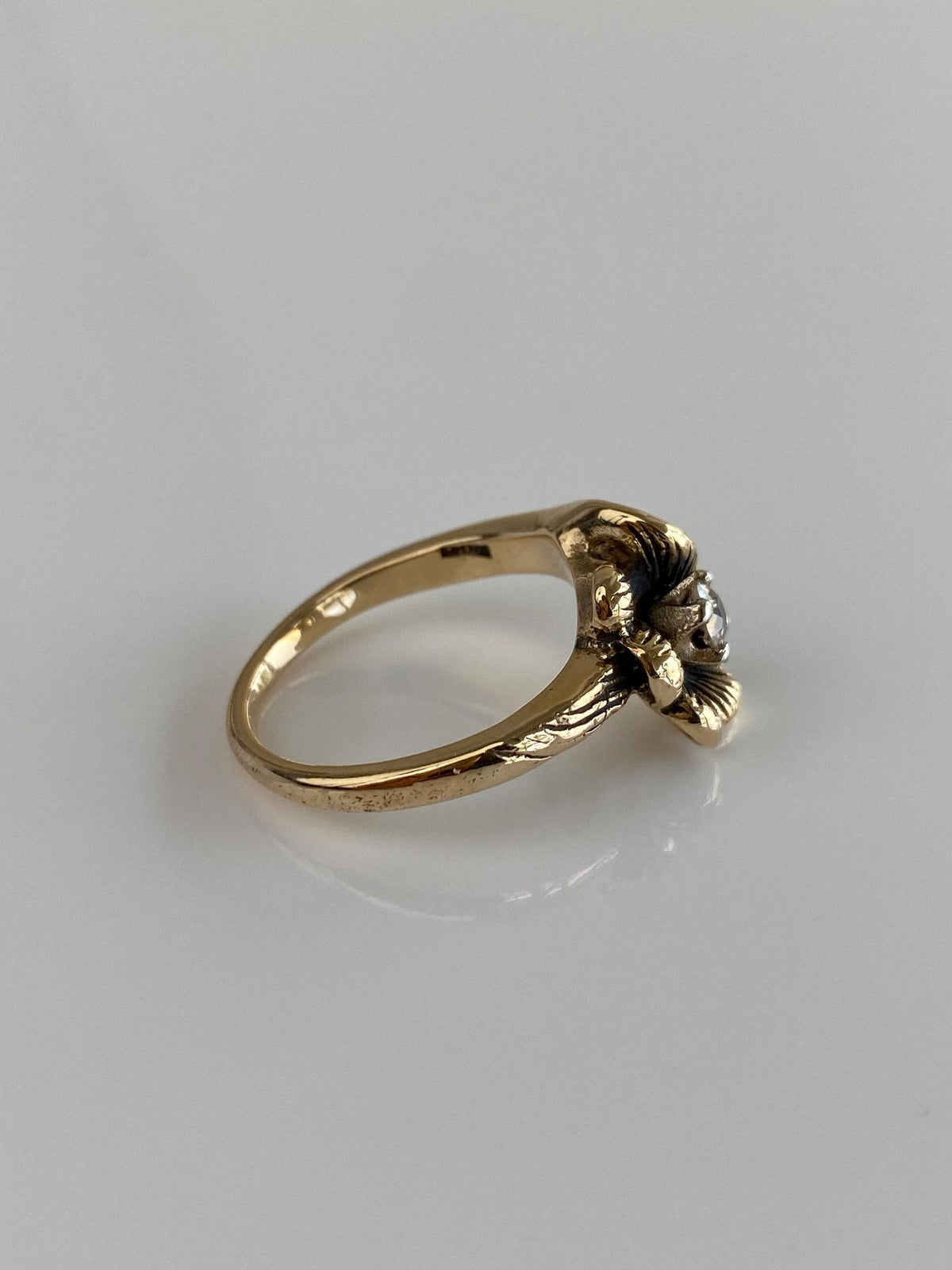 Vintage Solid 14k Yellow Gold Diamond Flower Ring - Size 7