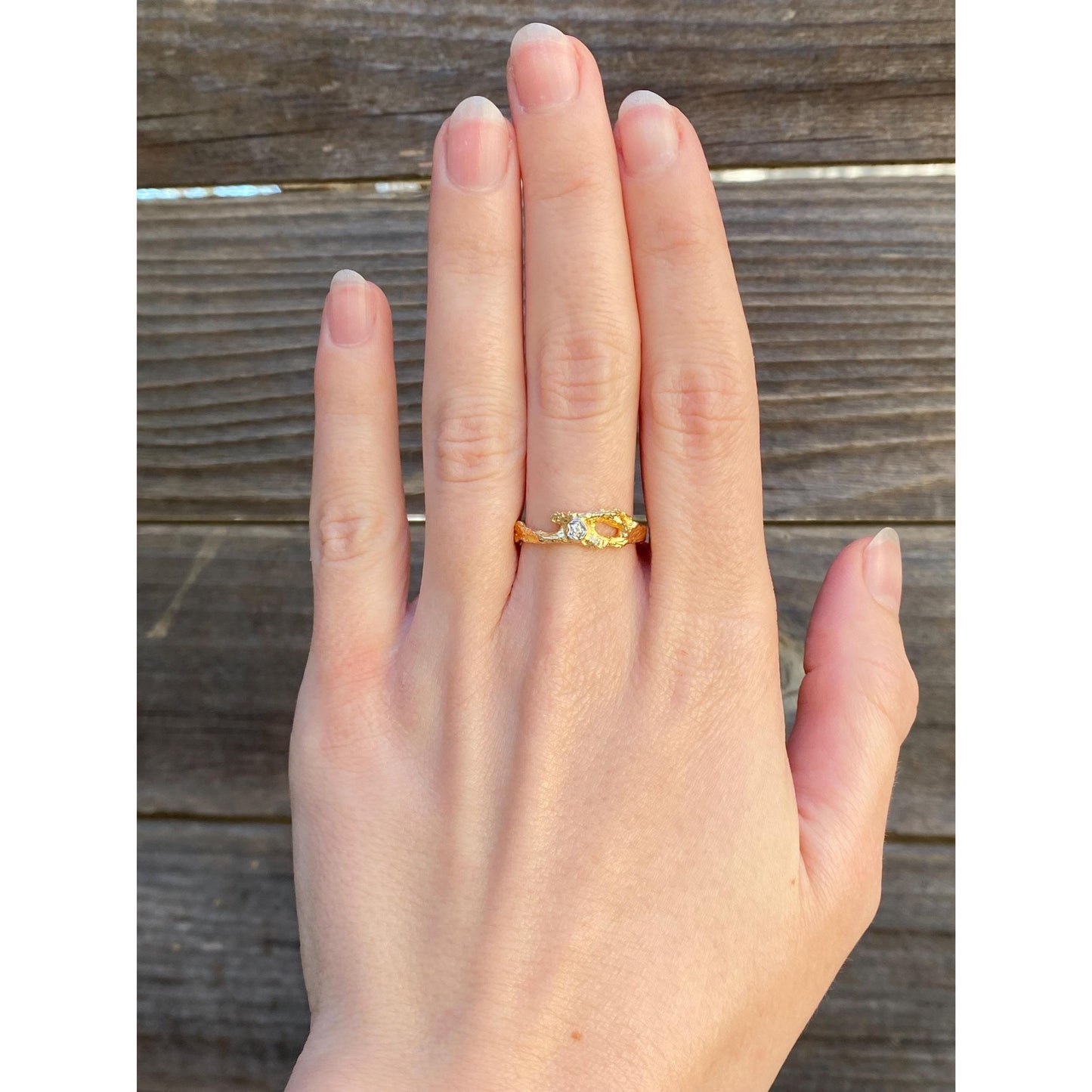 Vintage Solid 18k Yellow Gold Diamond Branch Ring Band - Size 8