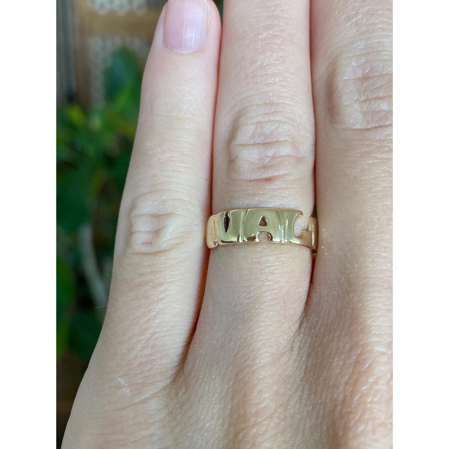 Vintage Solid 14k Yellow Gold VAL Ring - Size 5.25