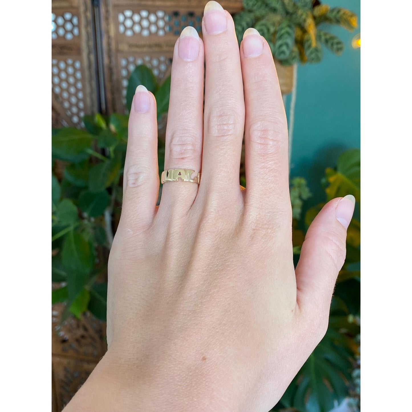 Vintage Solid 14k Yellow Gold VAL Ring - Size 5.25