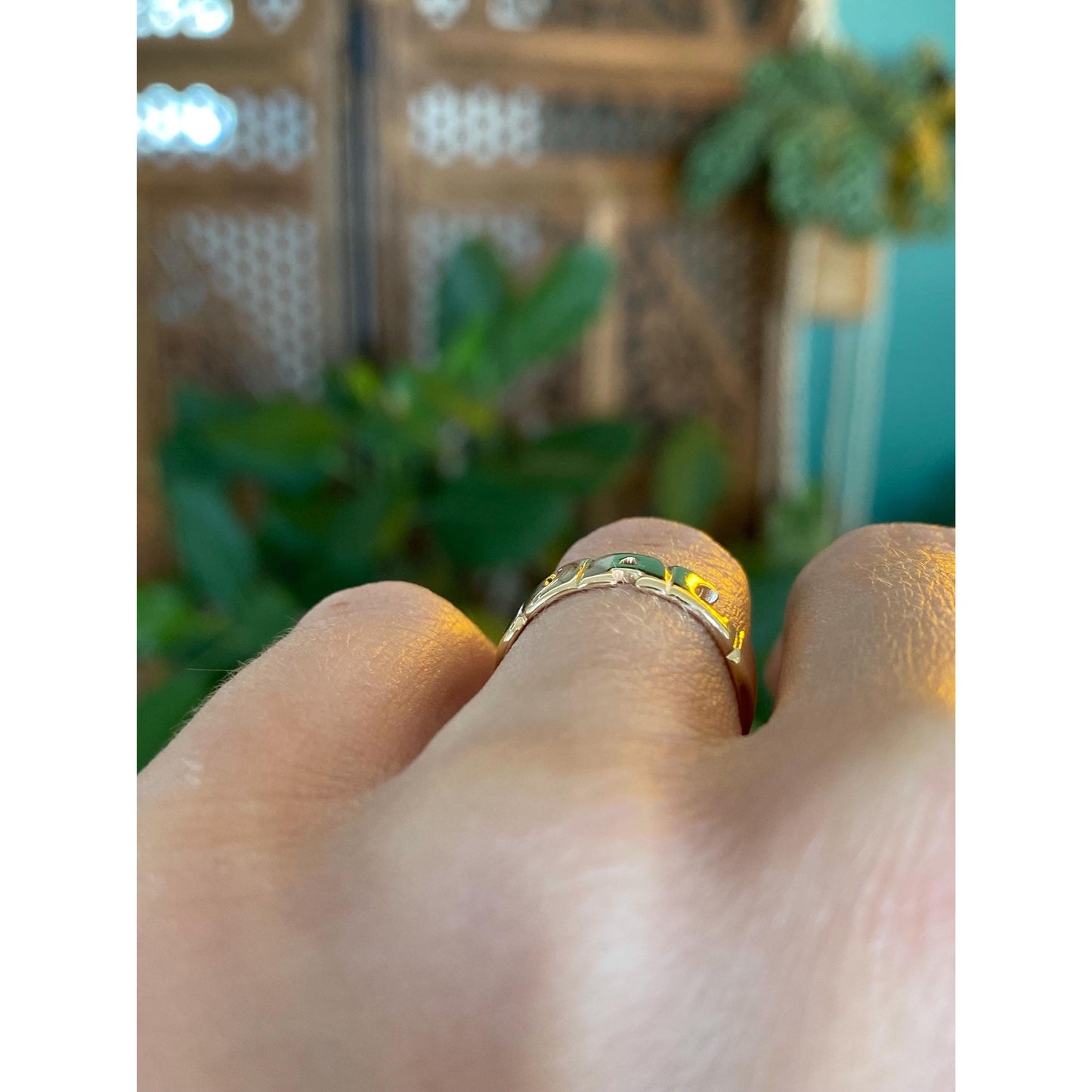 Vintage Solid 14k Yellow Gold VAL Ring - Size 5.25