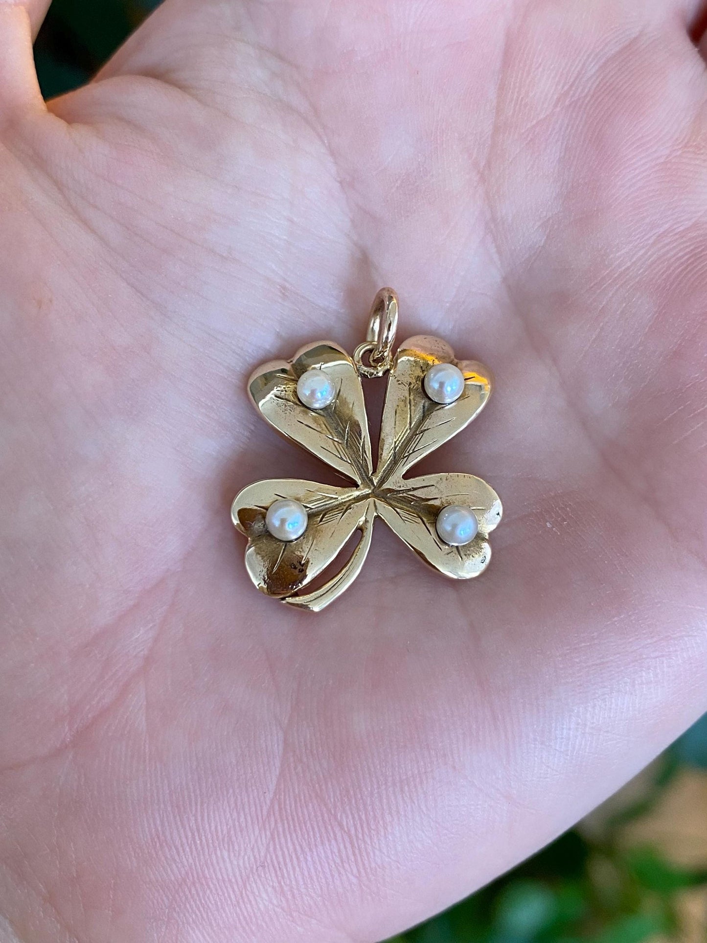 Vintage Solid 14k Yellow Gold Pearls 4 Leaf Clover Charm