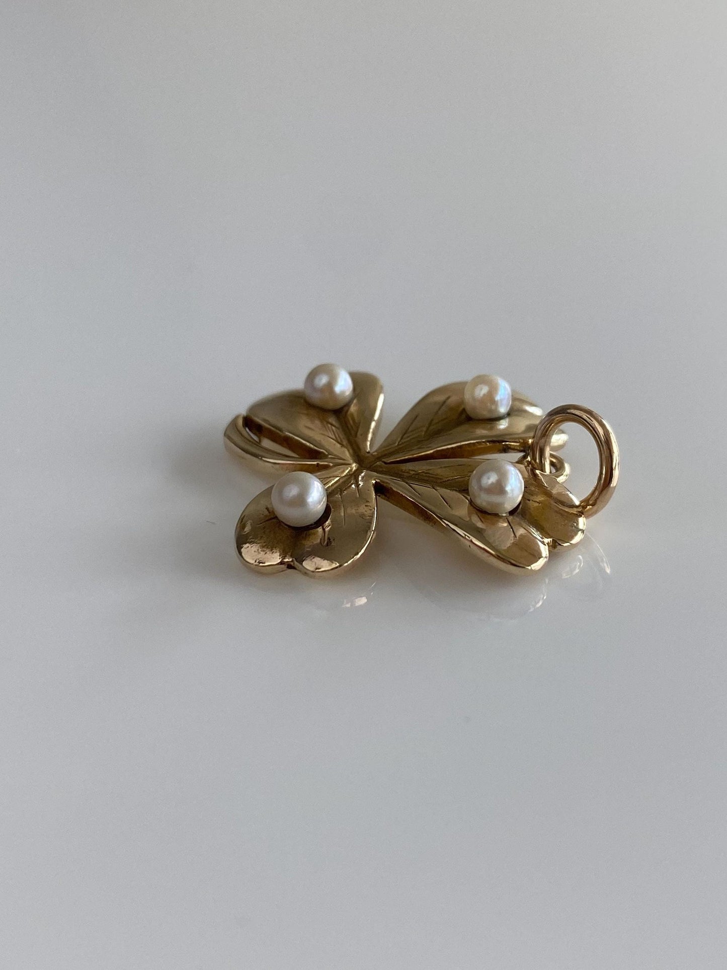 Vintage Solid 14k Yellow Gold Pearls 4 Leaf Clover Charm