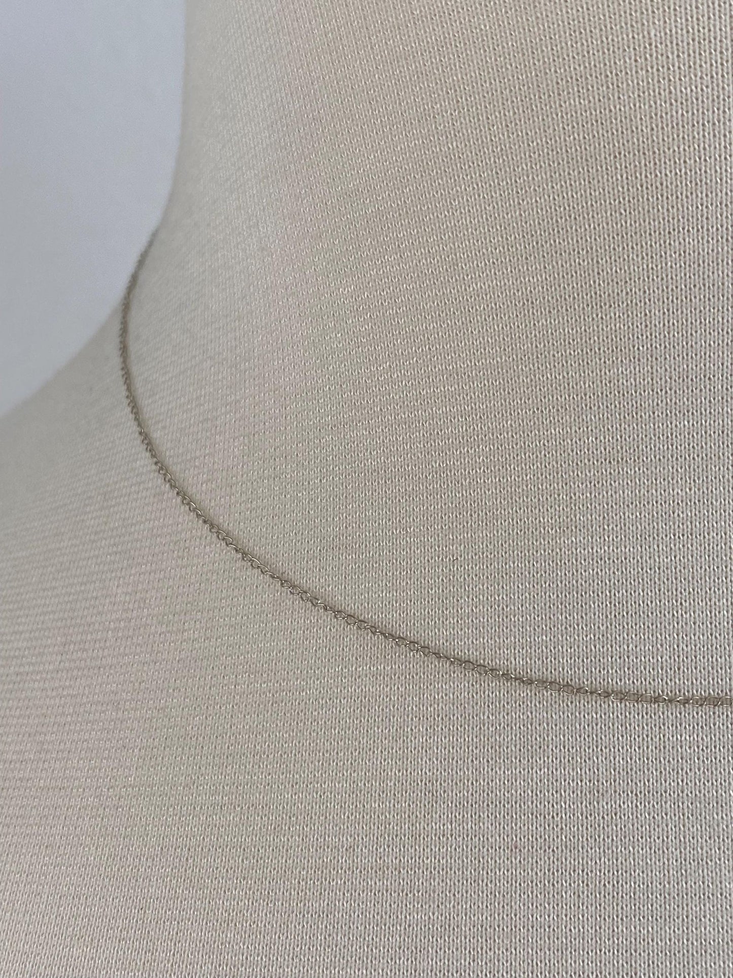 Vintage Solid 14k White Gold Dainty Elongated Curb Chain Necklace - 16 inches