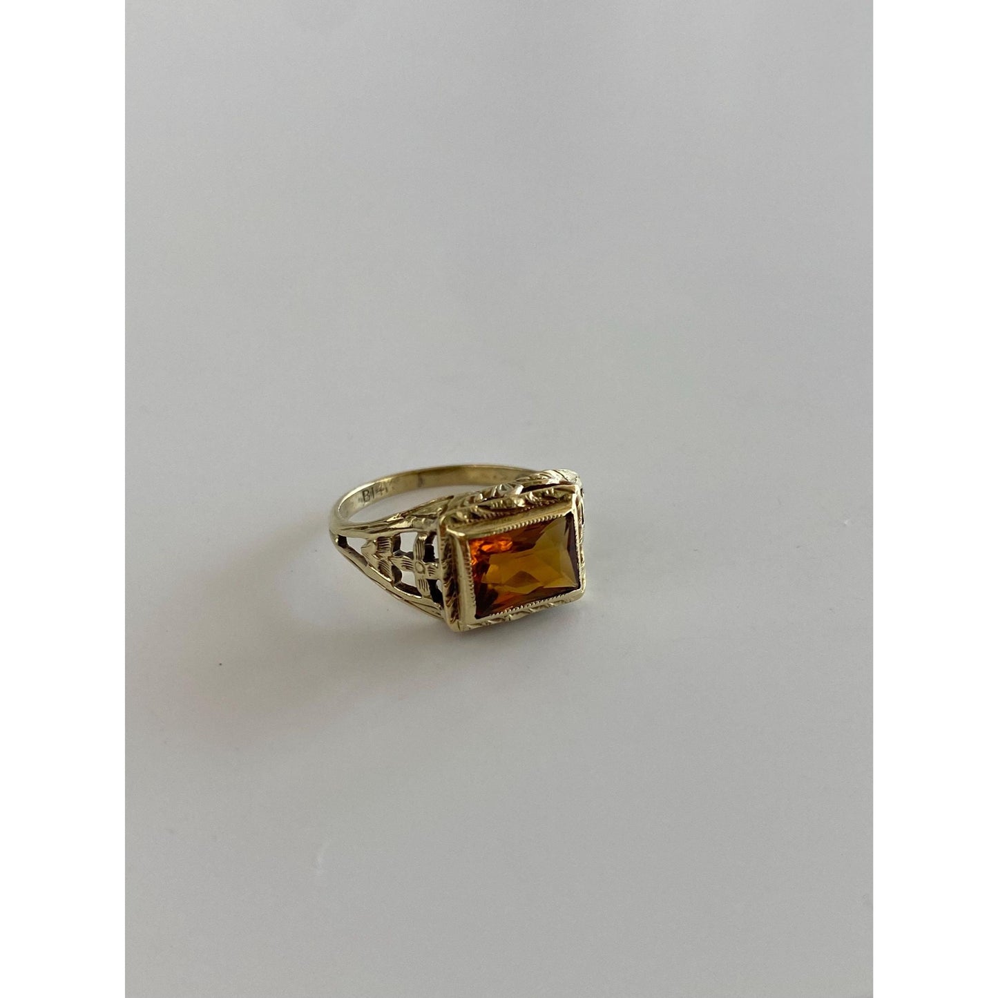 Vintage Solid 14k Yellow Gold Citrine Ring - Size 3.5