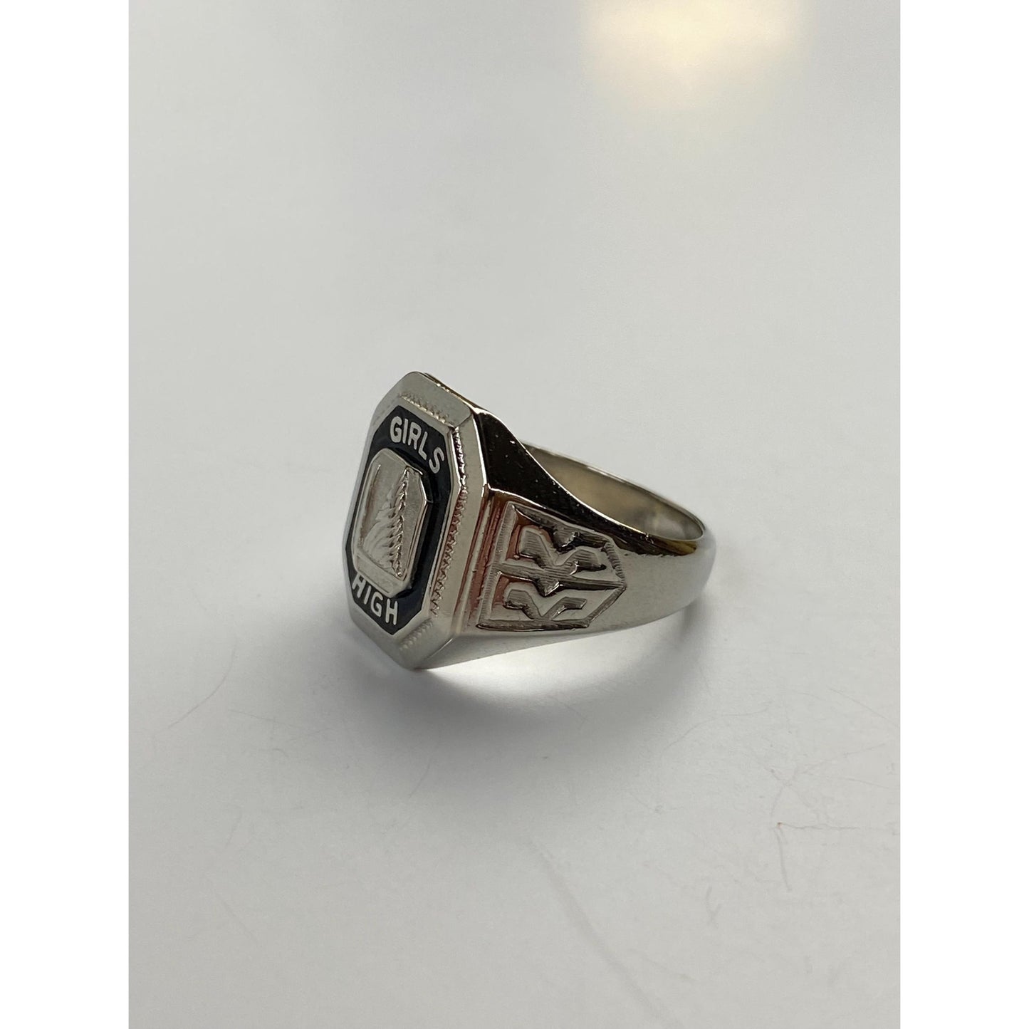 Vintage Solid 10k White Gold Black Onyx 'Girls High' 1933 Class Ring - Size 5.25