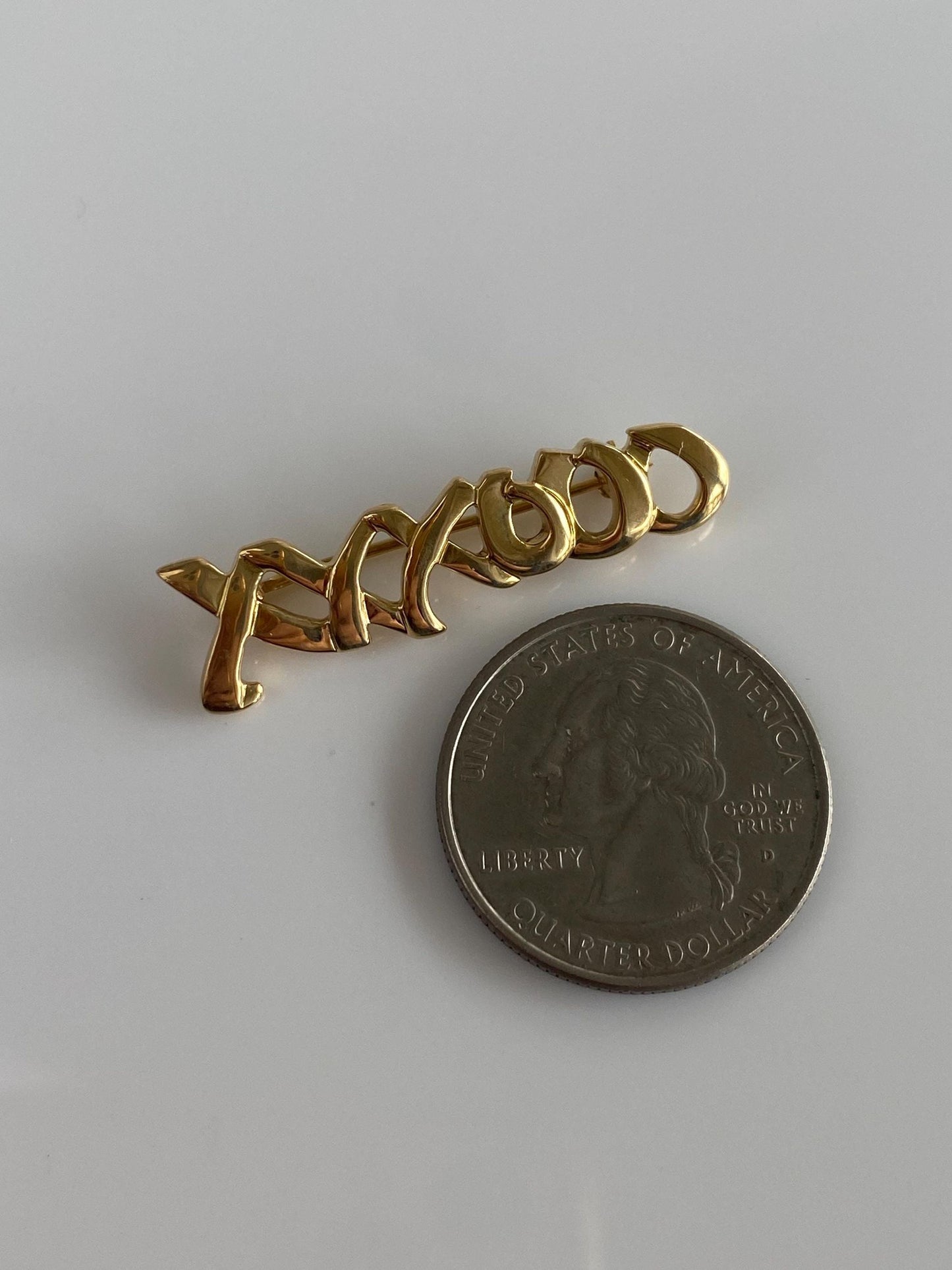 Tiffany & Co. Paloma Picasso Solid 18k Yellow Gold XXXOOO Brooch Pin