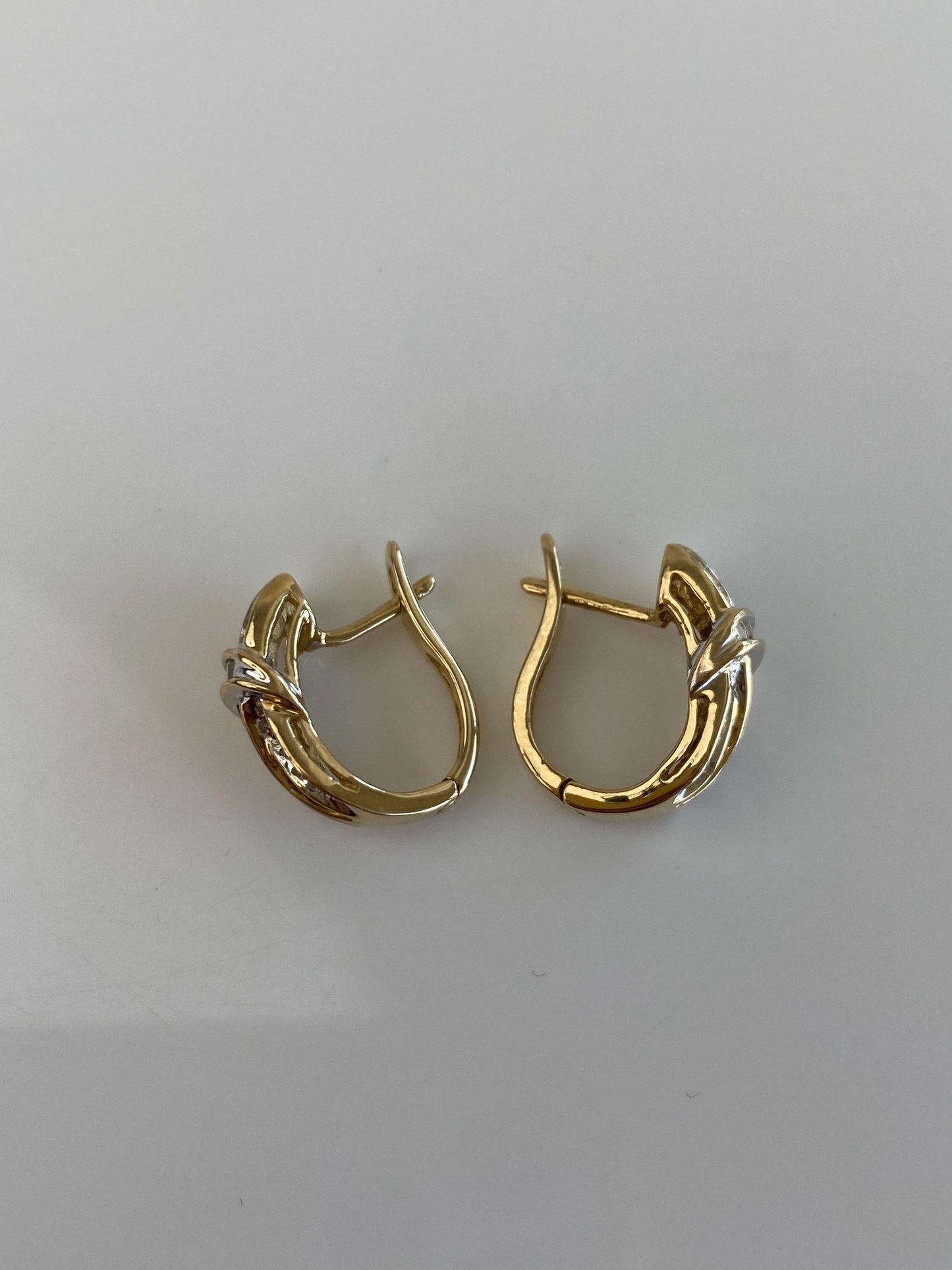 Vintage Solid 14k Yellow Gold Diamond Twist Drop Earrings