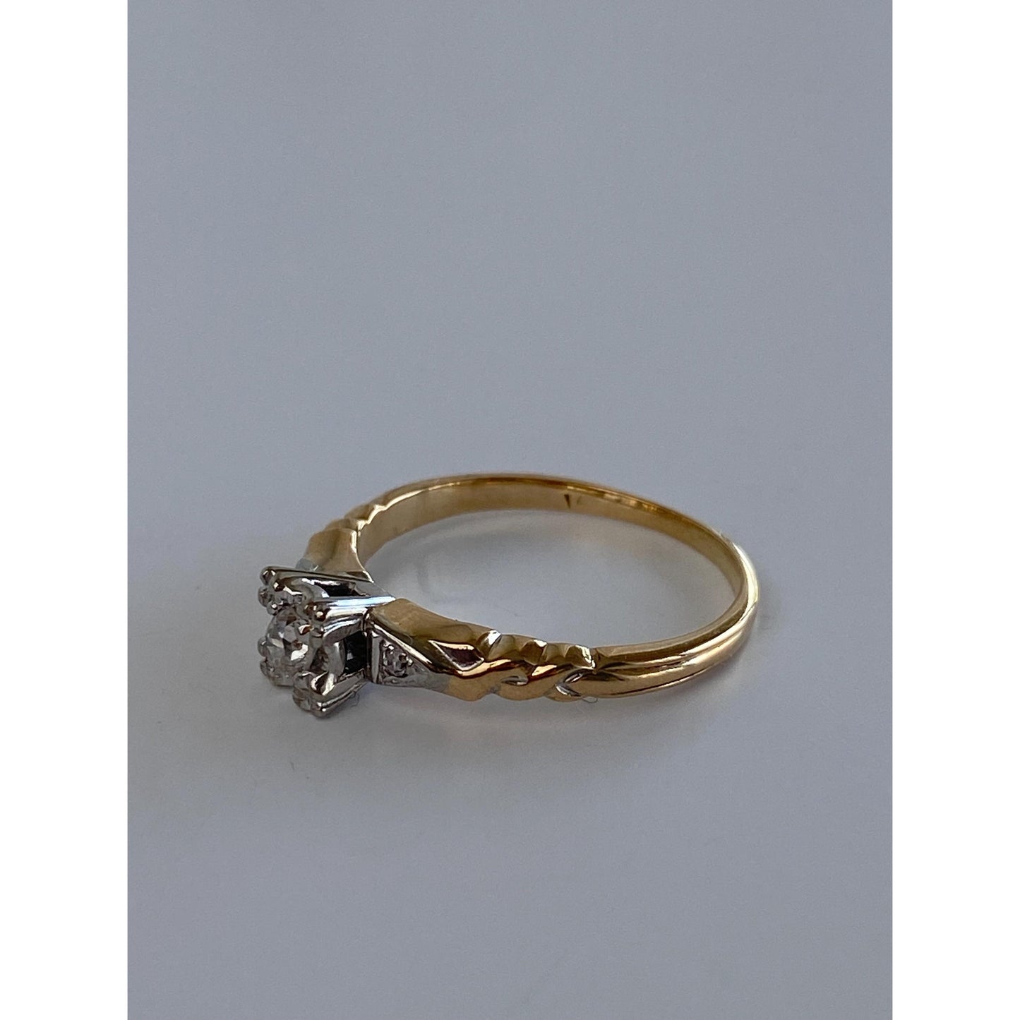 Vintage Solid 14k White & Yellow Gold Diamond Ring - Size 6.25