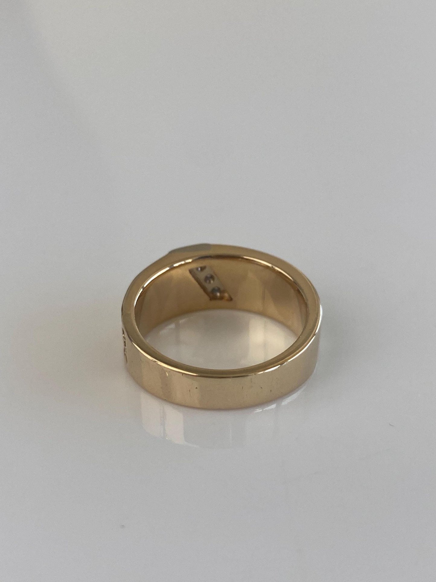 Vintage Solid 14k White & Yellow Gold Diamond Ring Band - Size 6.5