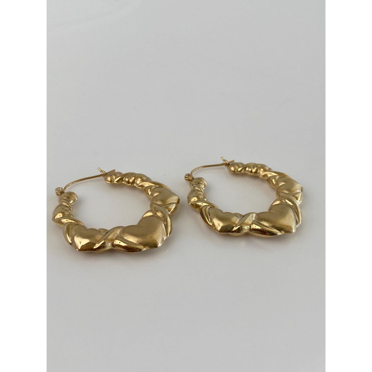 Vintage 14k Yellow Gold Heart Hoop Earrings