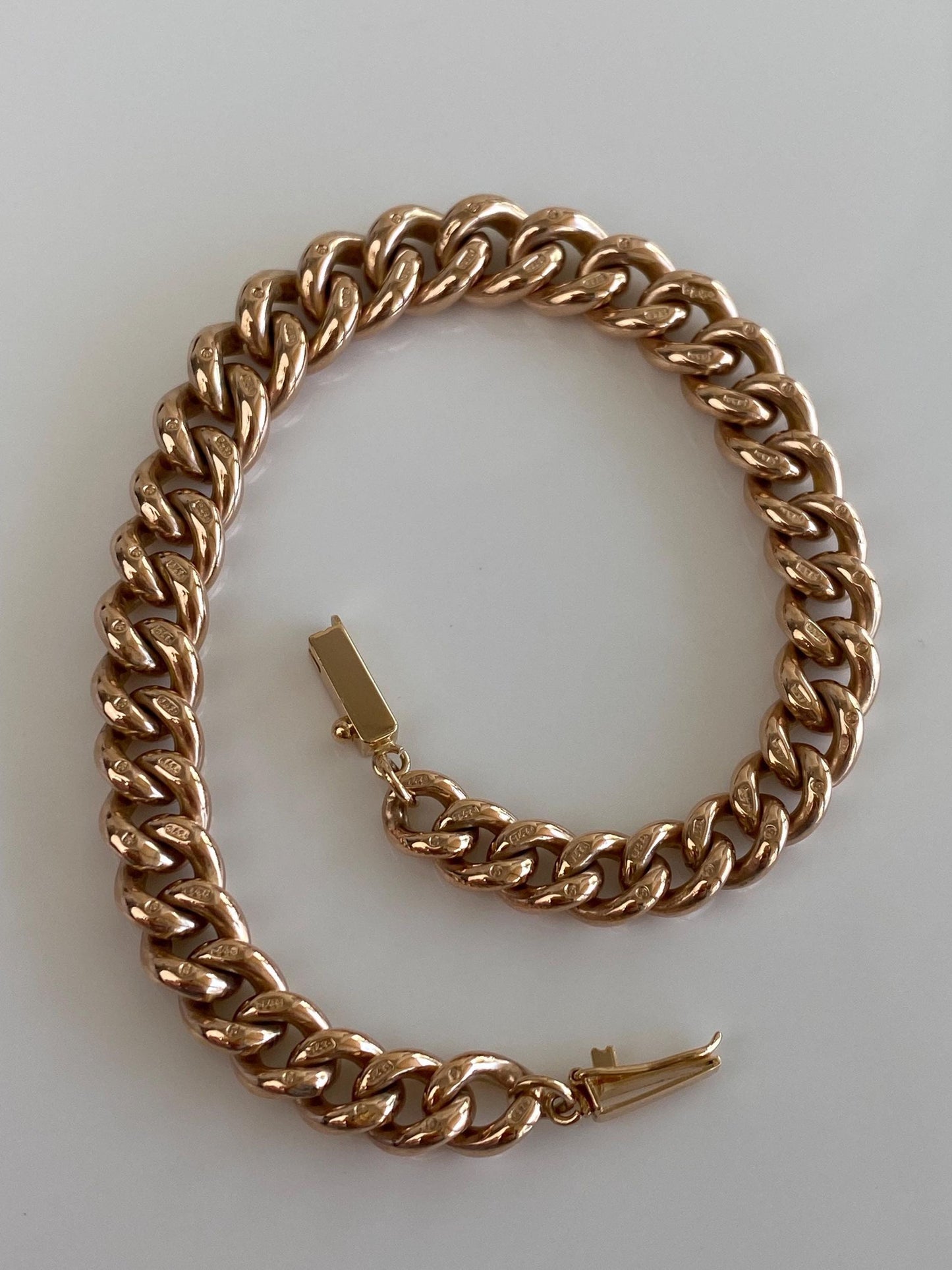 Vintage Solid 9k Rose Gold Graduated Chunky Curb Chain Bracelet - 8 inches