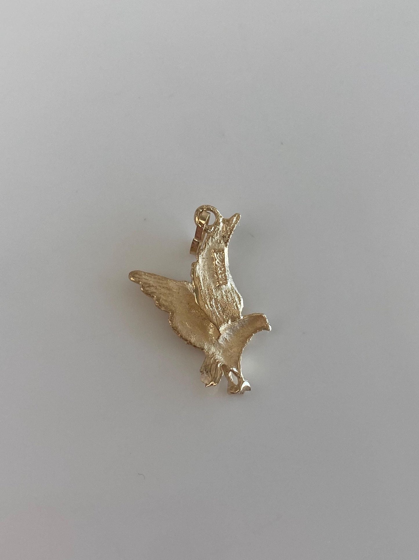 Vintage Solid 14k Yellow Gold Diamond Cut Bird Charm