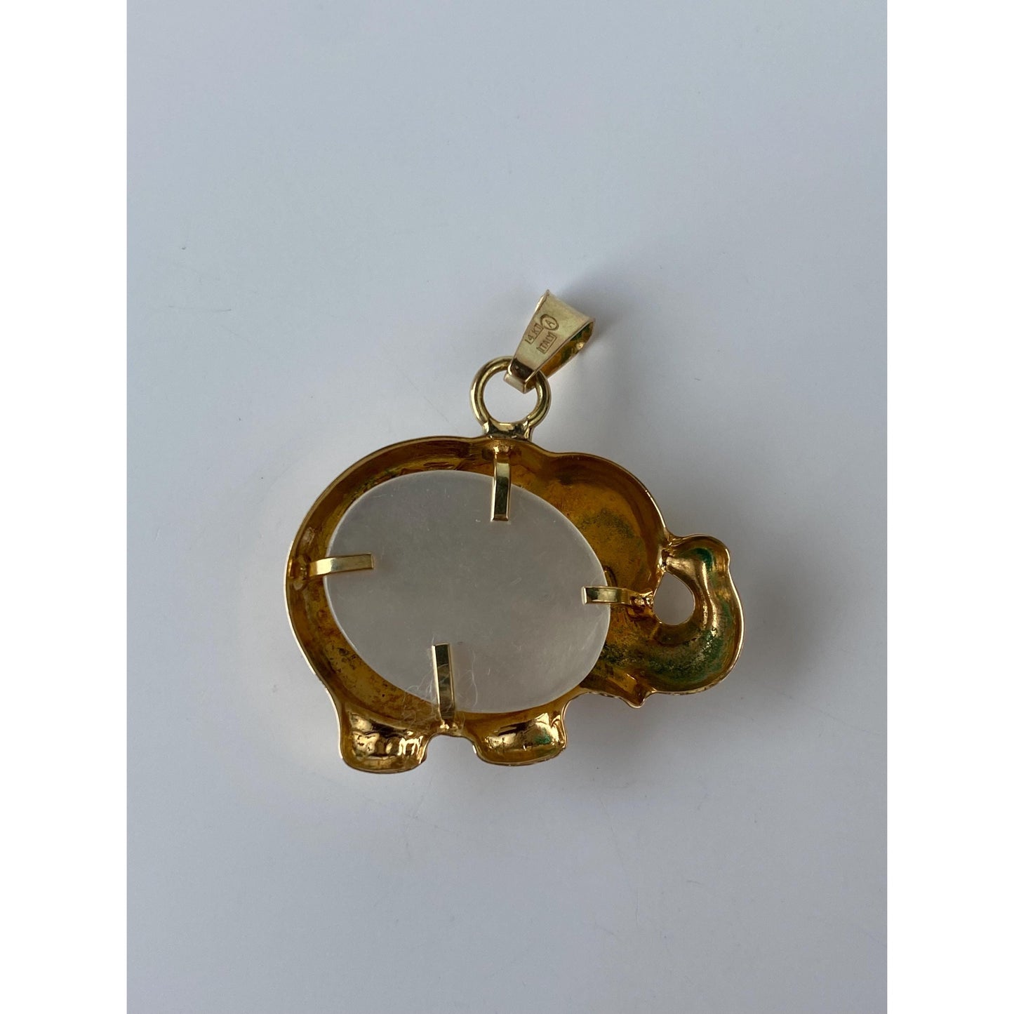 Vintage Solid 14k Yellow Gold Mother Of Pearl Elephant Charm