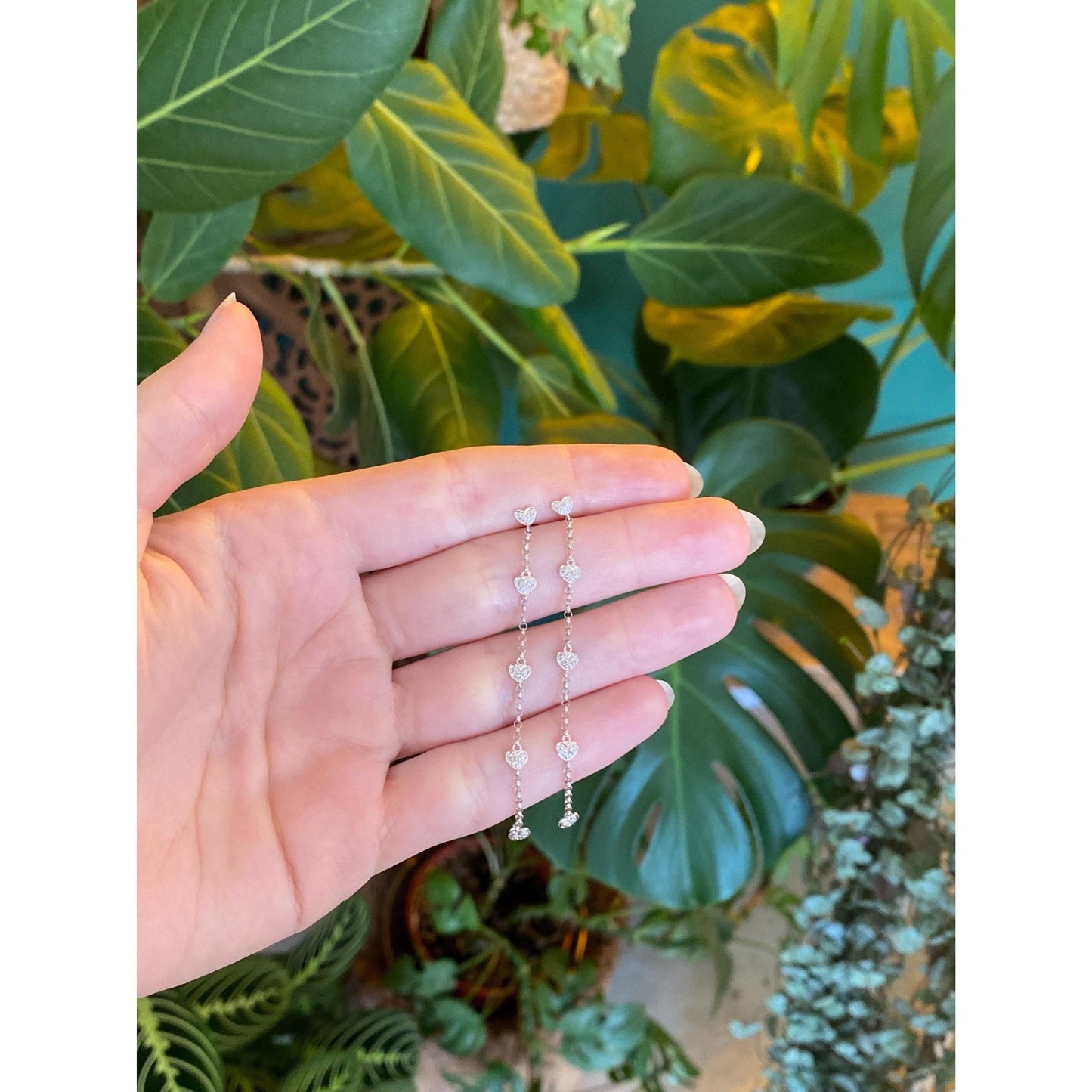 Vintage Solid 14k White Gold Diamond Hearts Rolo Chain Dangle Stud Earrings