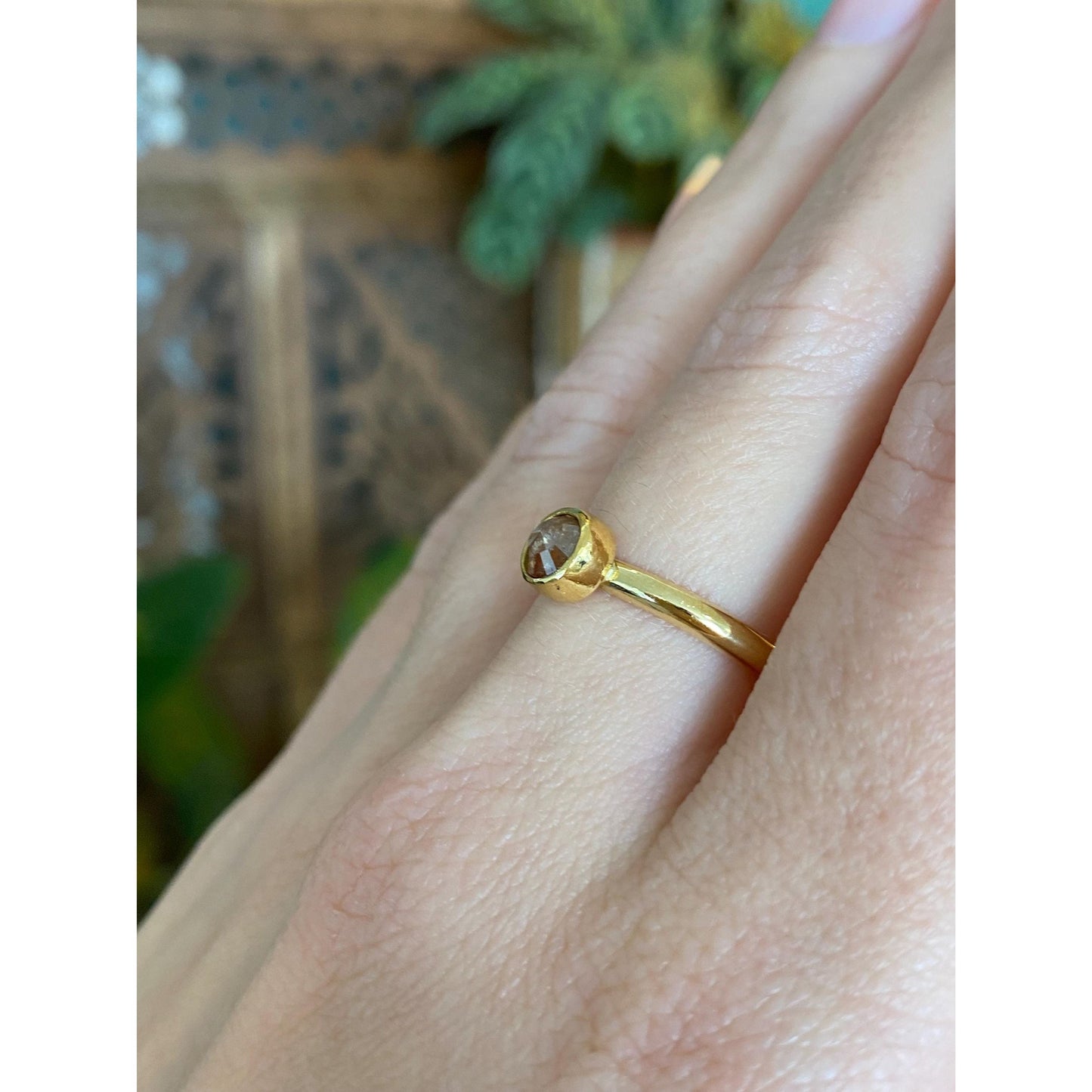 Vintage Solid 18k Yellow Gold Brown Diamond Ring - Size 6.75