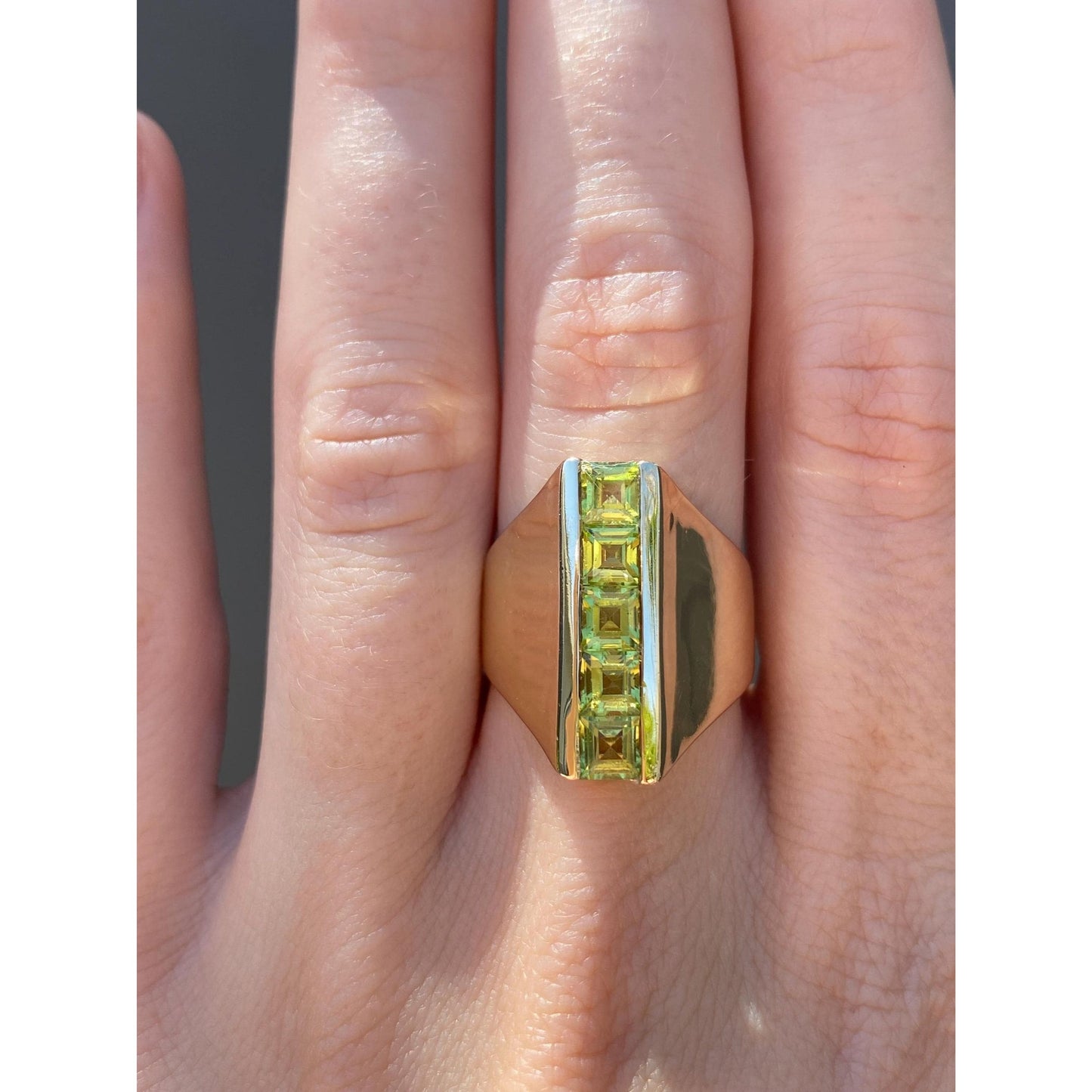 Solid 14k Yellow Gold Peridot Row Ring - Size 7