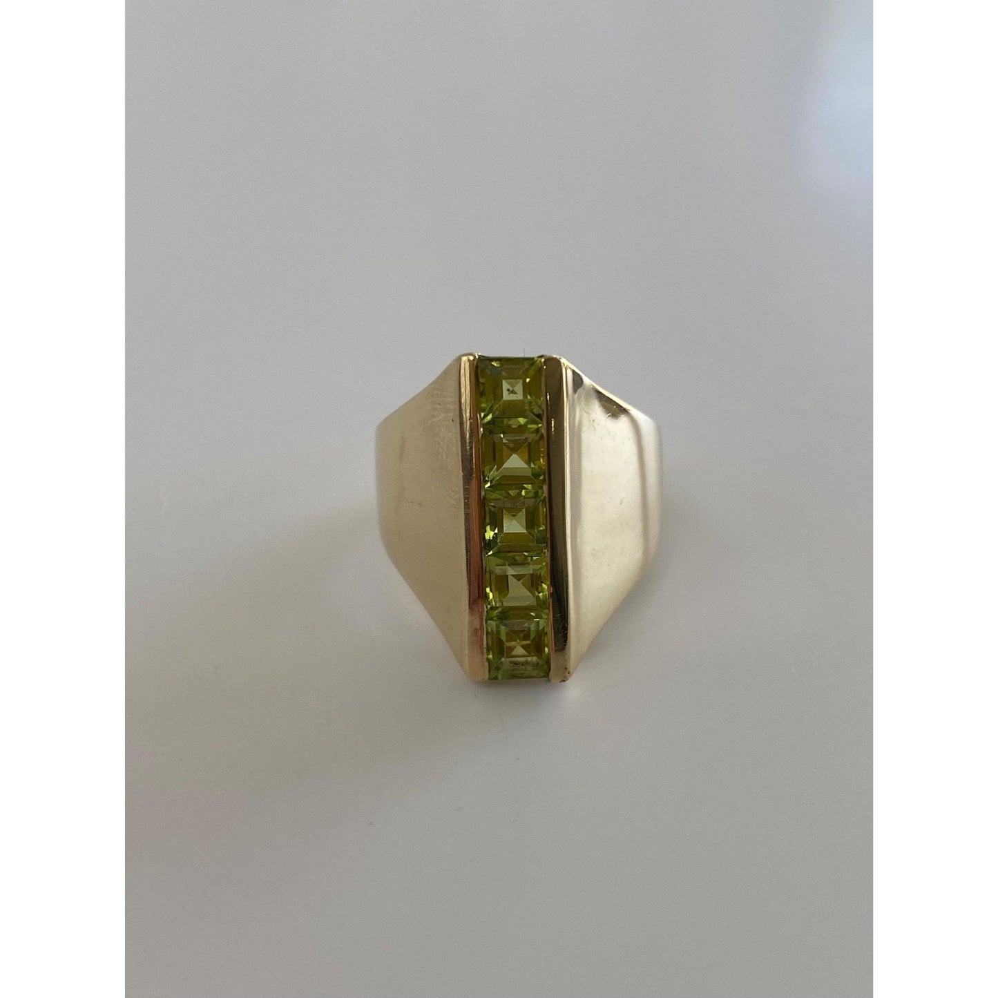 Solid 14k Yellow Gold Peridot Row Ring - Size 7