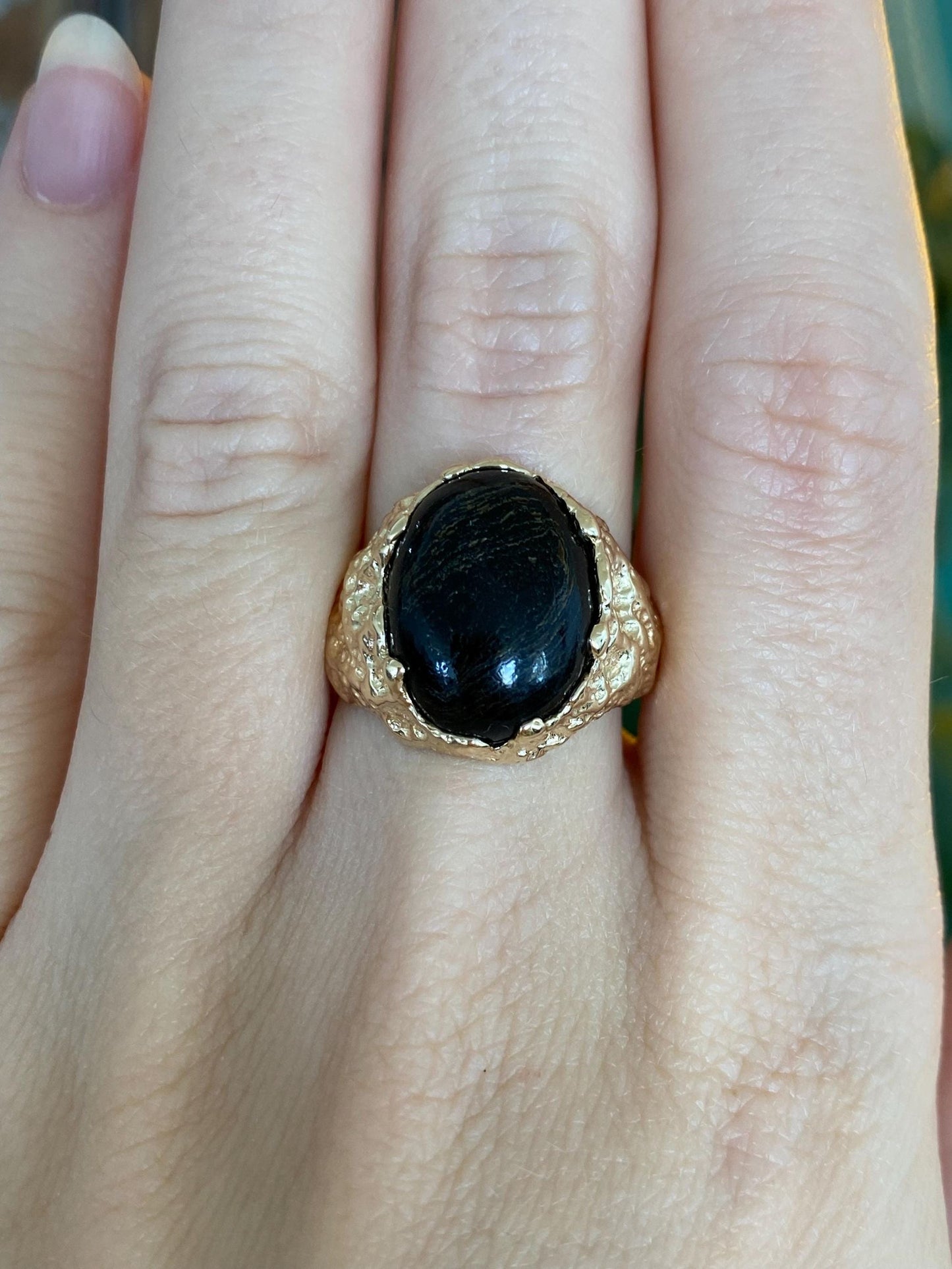 Vintage Solid 14k Yellow Gold Black Stromatolite Signet Ring - Size 8
