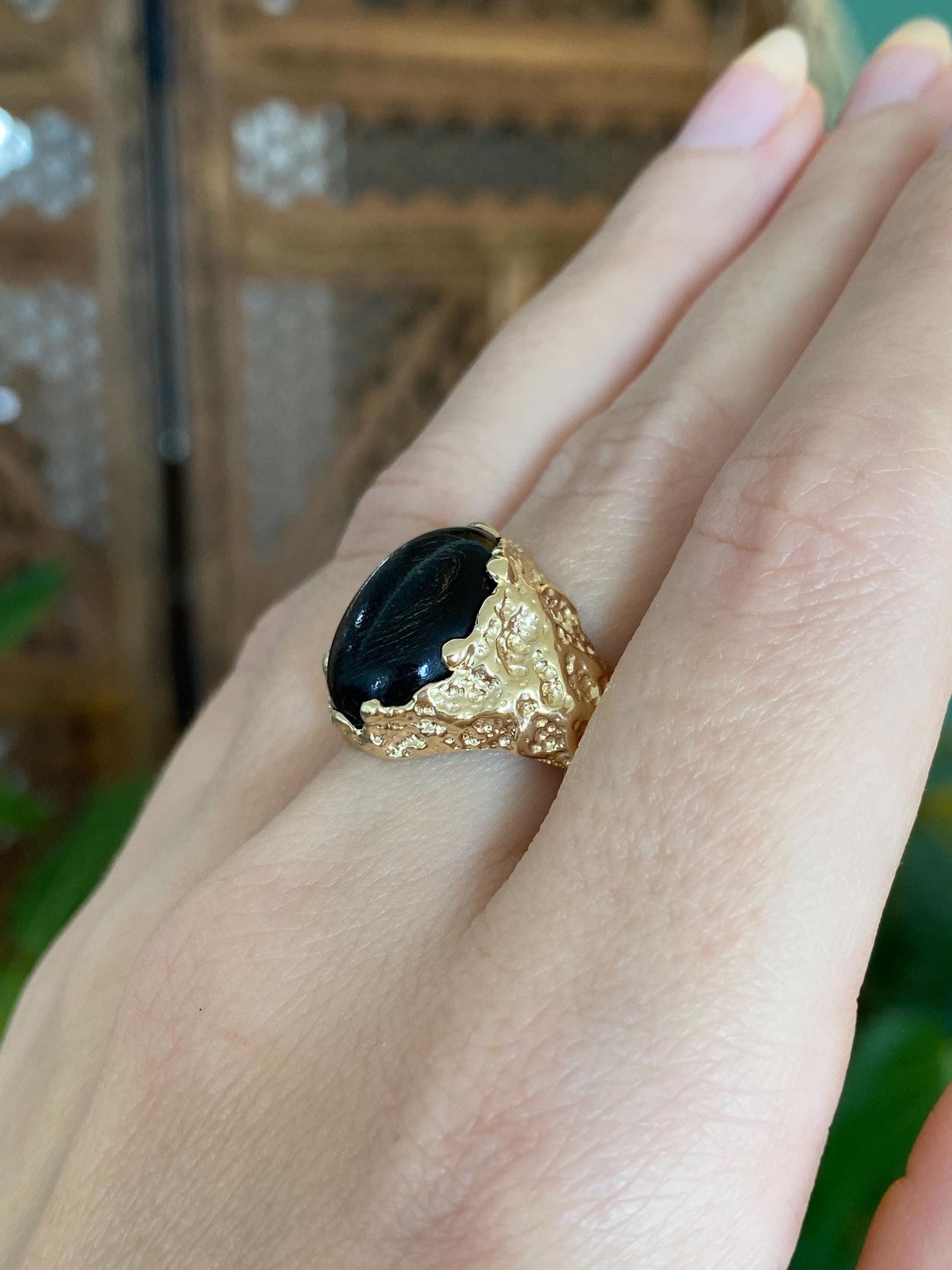 Vintage Solid 14k Yellow Gold Black Stromatolite Signet Ring - Size 8