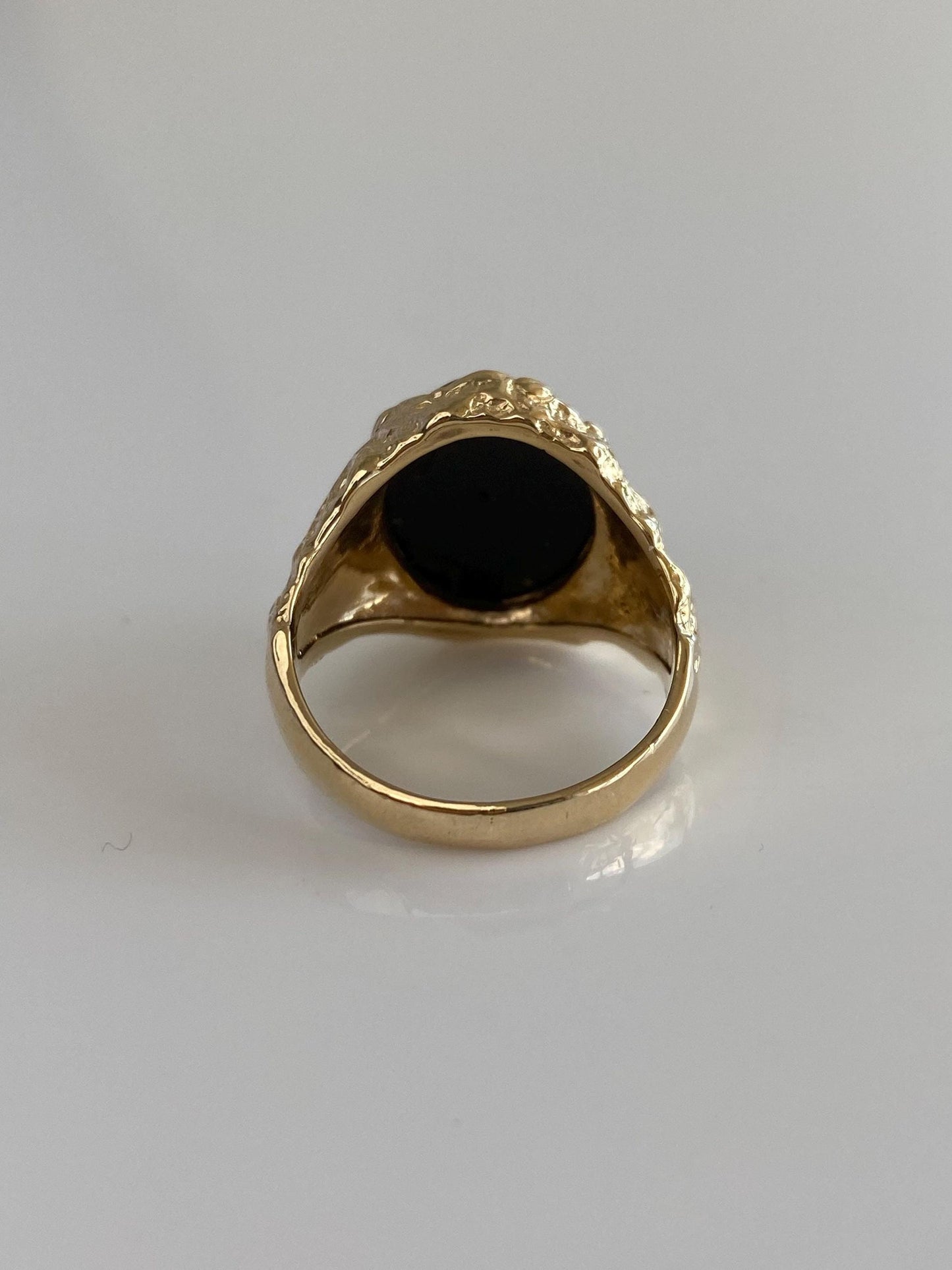 Vintage Solid 14k Yellow Gold Black Stromatolite Signet Ring - Size 8