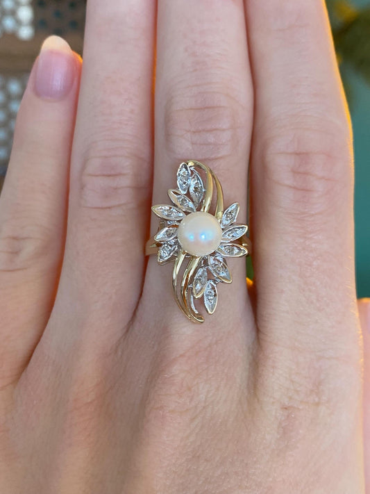 Vintage Solid 14k White & Yellow Gold Pearl Diamond Ring - Size 6.75