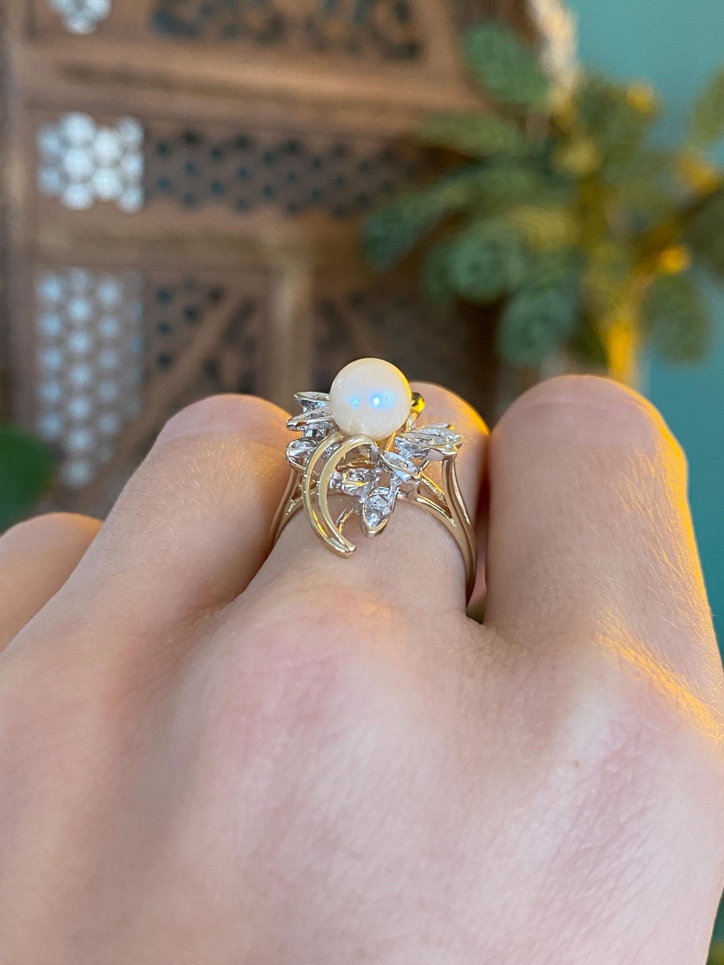 Vintage Solid 14k White & Yellow Gold Pearl Diamond Ring - Size 6.75