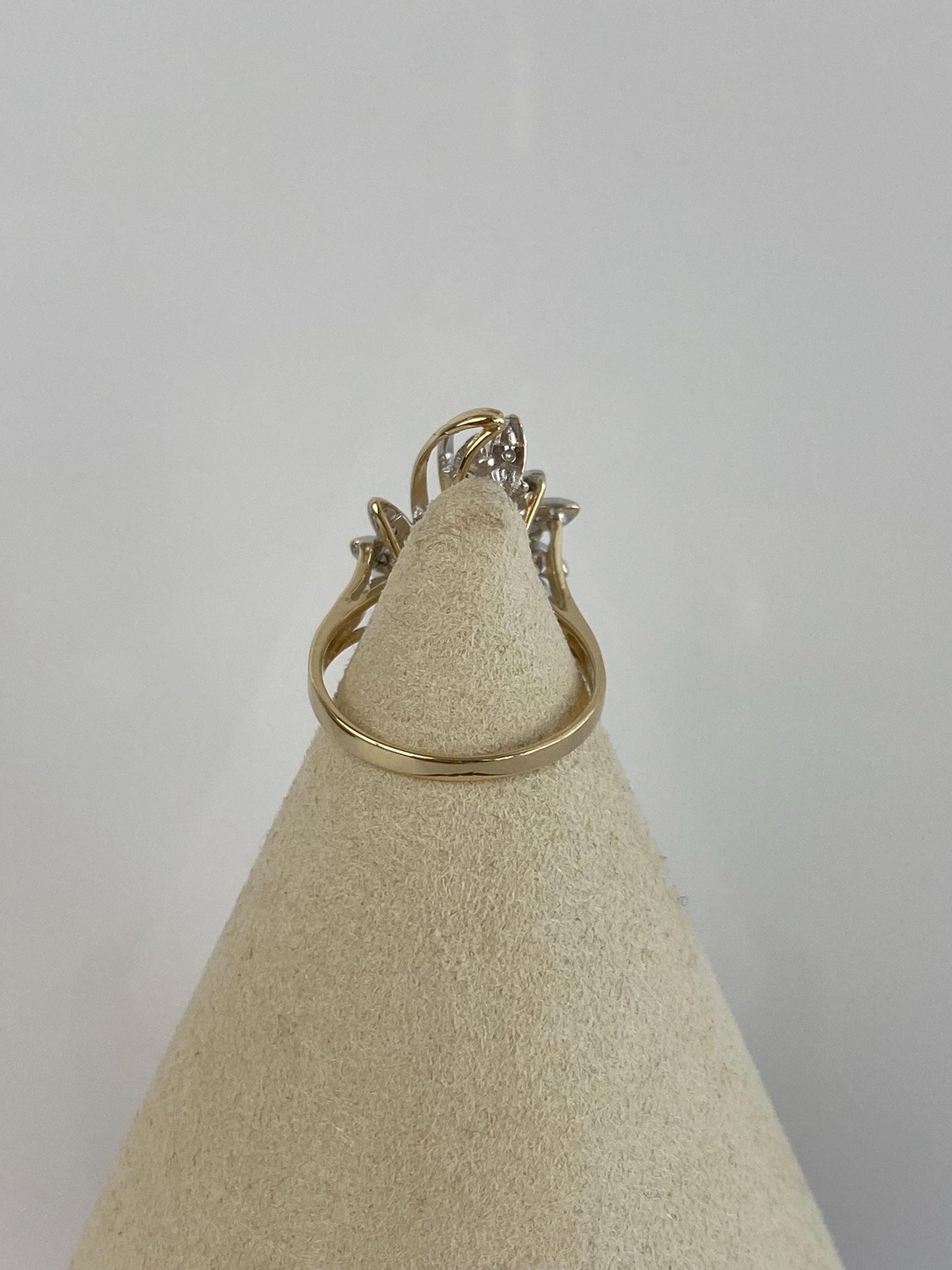 Vintage Solid 14k White & Yellow Gold Pearl Diamond Ring - Size 6.75