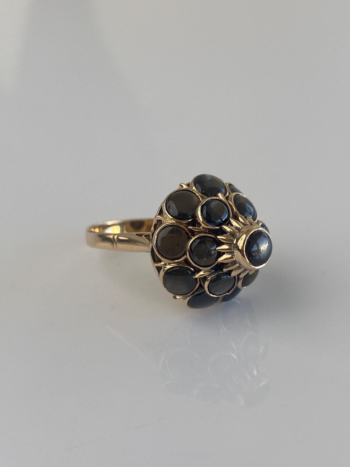 Vintage Solid 14k Yellow Gold Star Sapphire Cluster Ring - Size 7.75