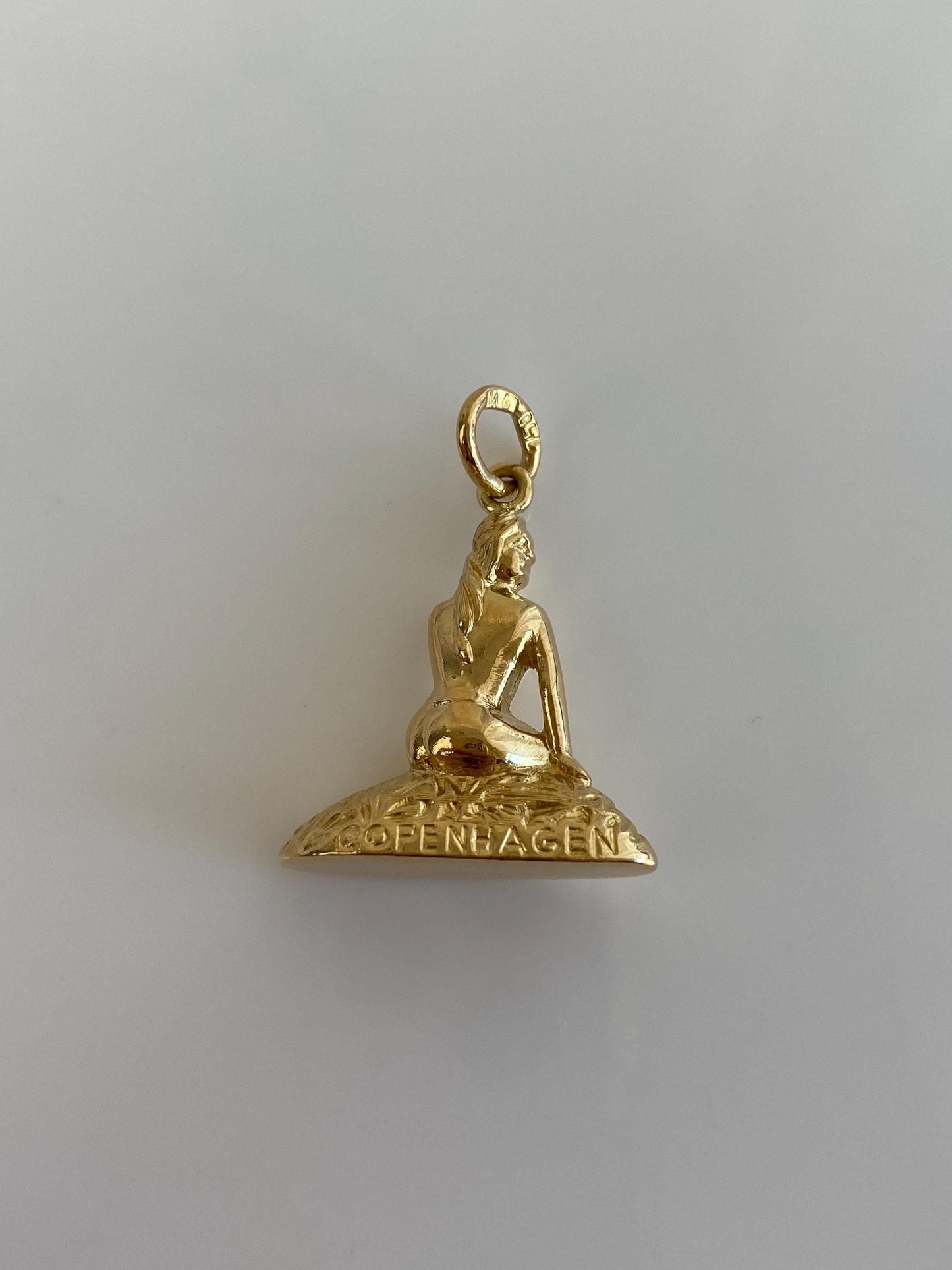 Vintage 18k Yellow Gold Copenhagen Mermaid Lady Charm