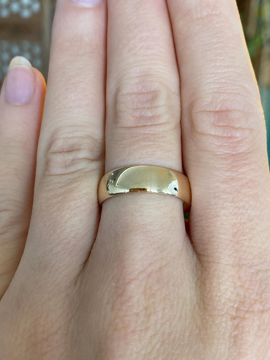 Vintage Solid 14k Yellow Gold Ring Band - Size 8.25
