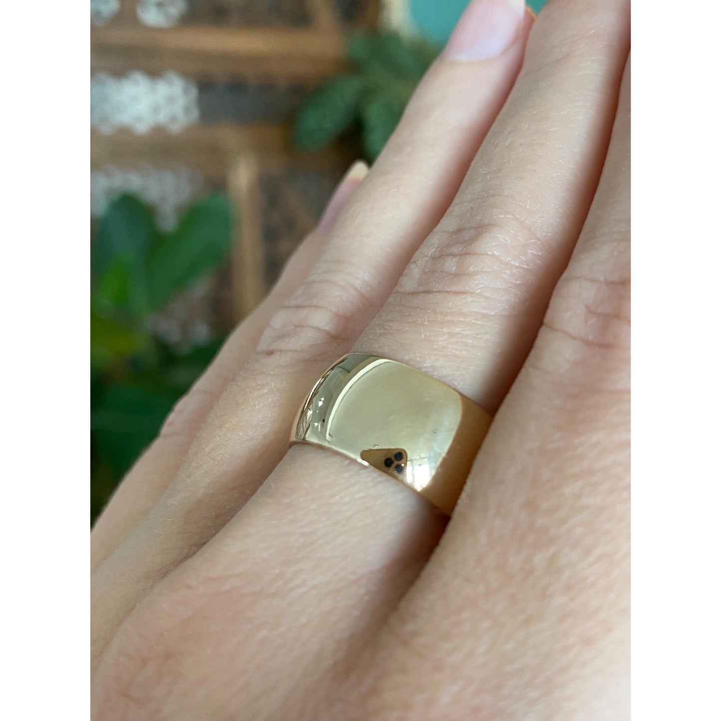 Vintage Solid 14k Yellow Gold Wide Ring Band - Size 8.25