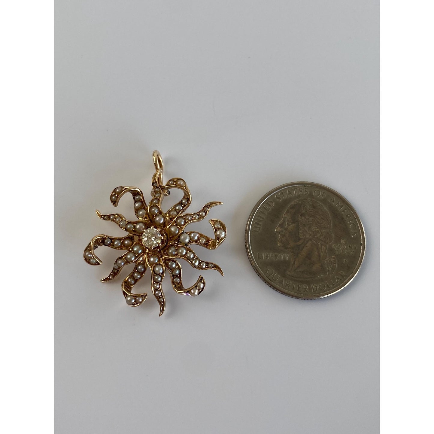 Vintage Solid 14k Yellow Gold Diamond Seed Pearl Wavy Star Charm