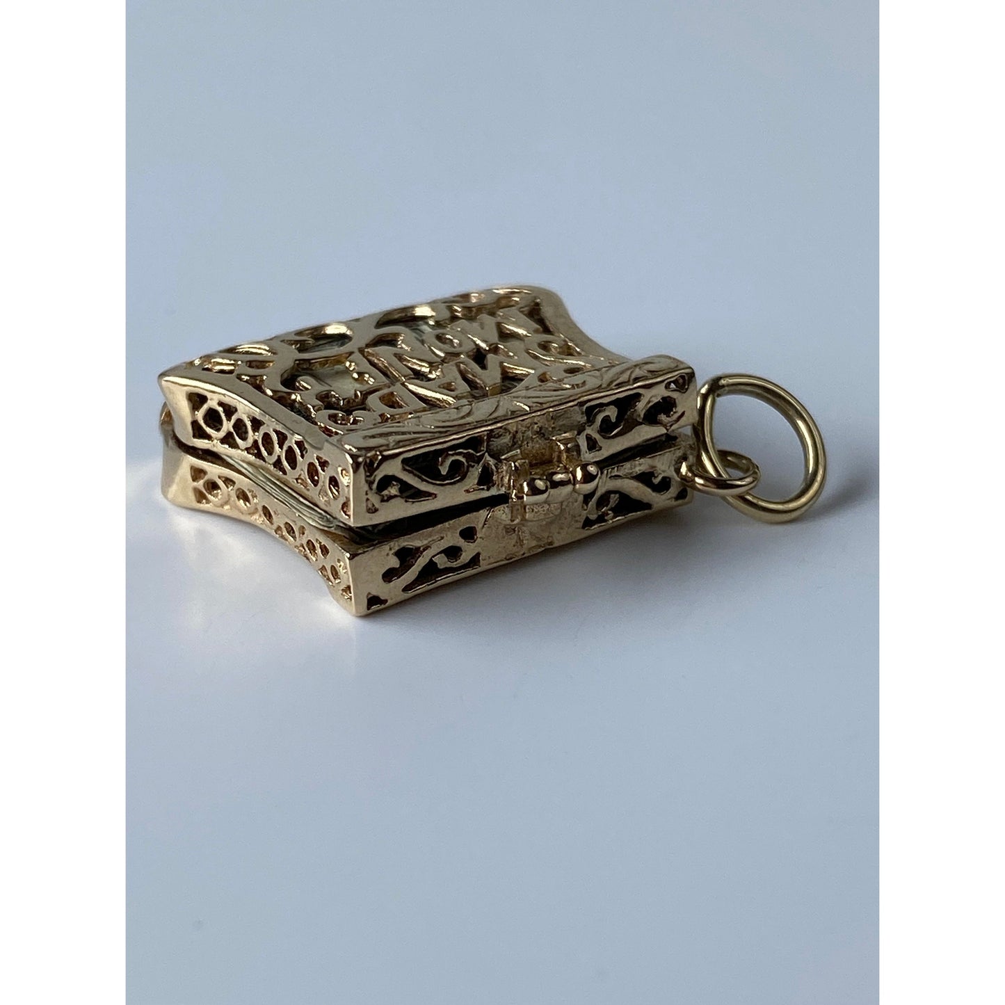 Vintage Solid 14k Yellow Gold Mad Money Purse Charm
