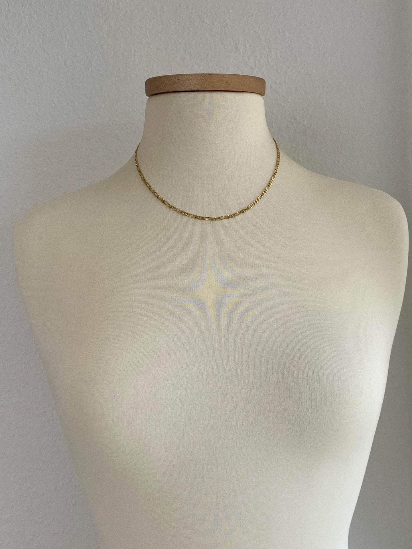 Vintage Solid 14k Yellow Gold Figaro Chain Necklace - 18 inches