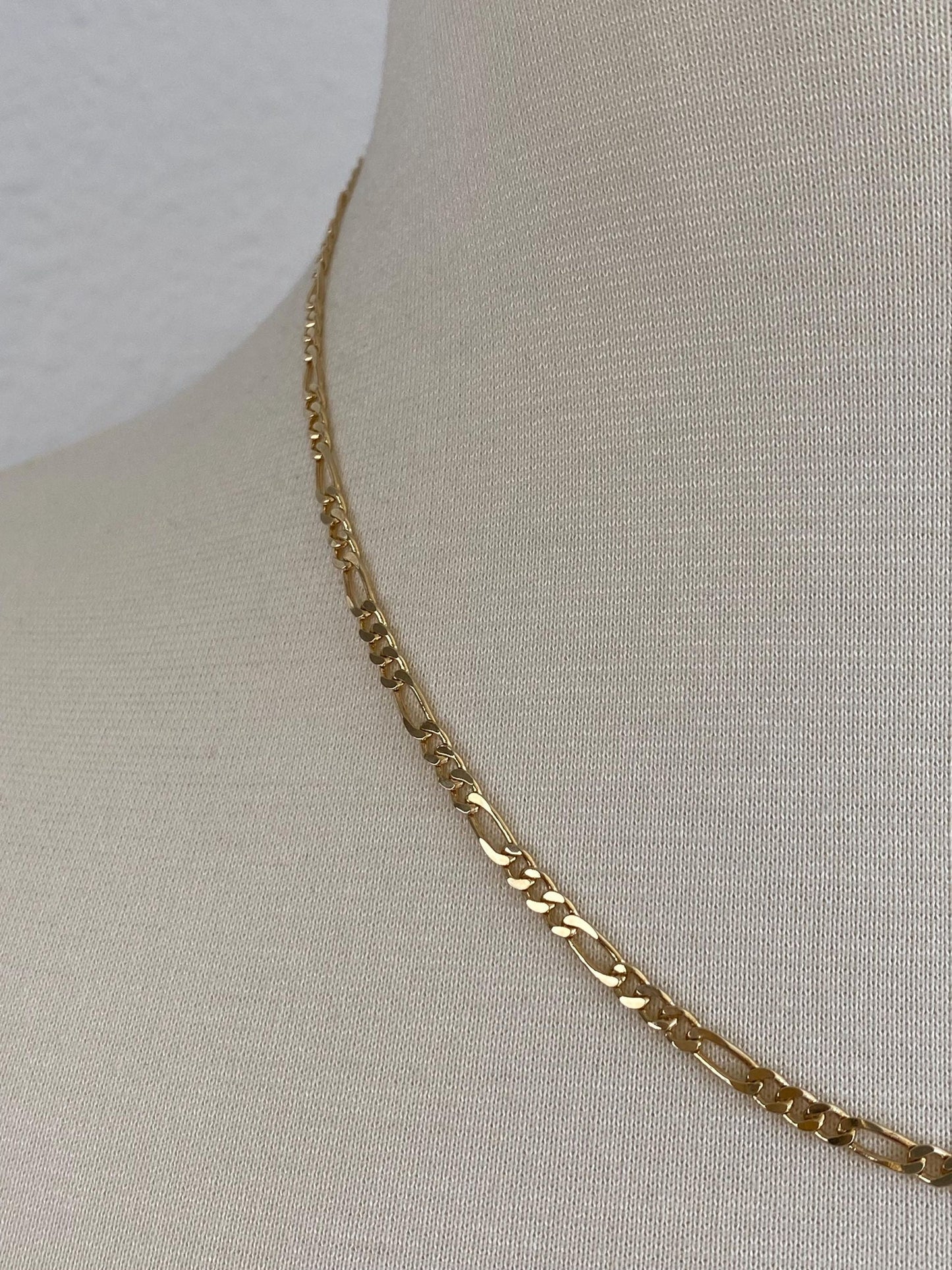 Vintage Solid 14k Yellow Gold Figaro Chain Necklace - 18 inches