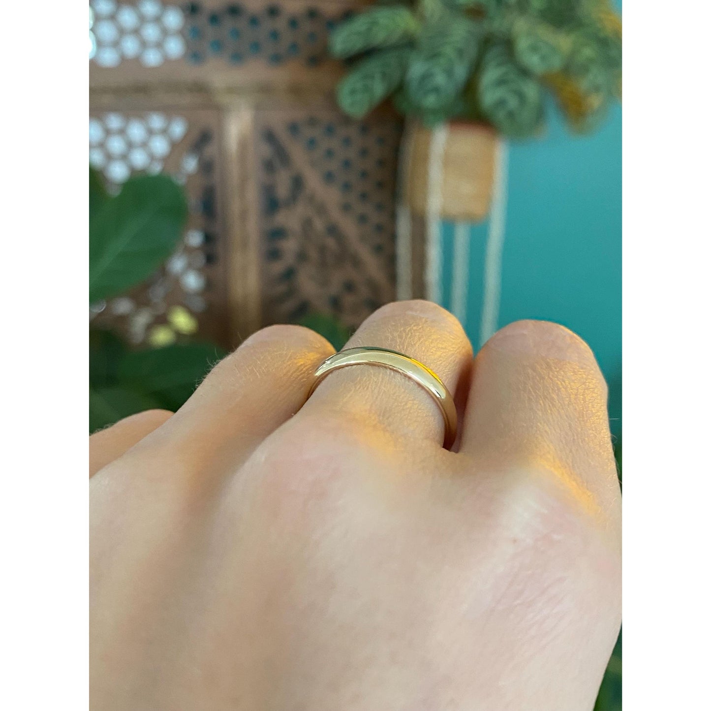 Vintage Solid 14k Yellow Gold Ring Band - Size 7.75