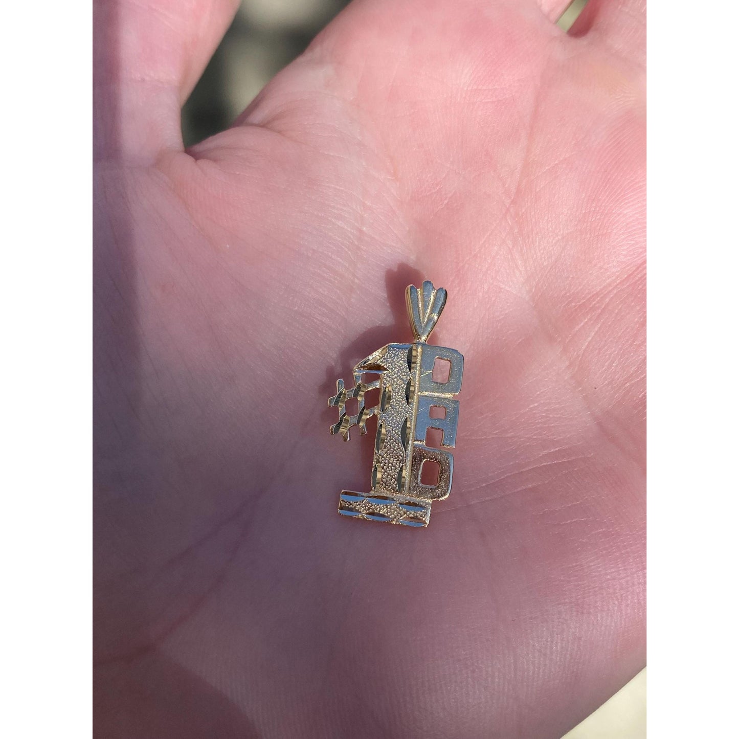 Vintage Solid 14k Yellow Gold Diamond Cut '#1 Dad' Charm